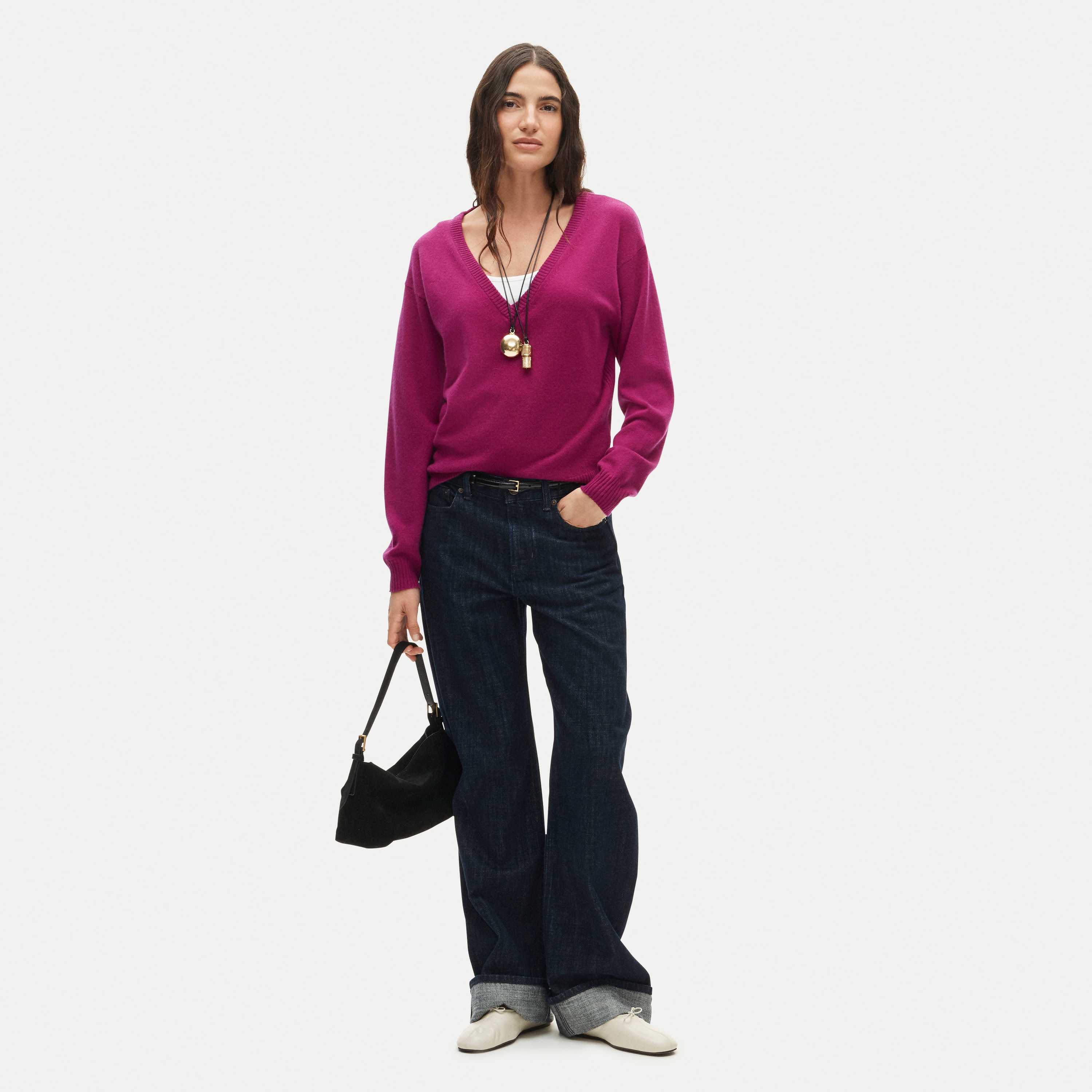 Perfect cashmere V-neck - thumbnail 10