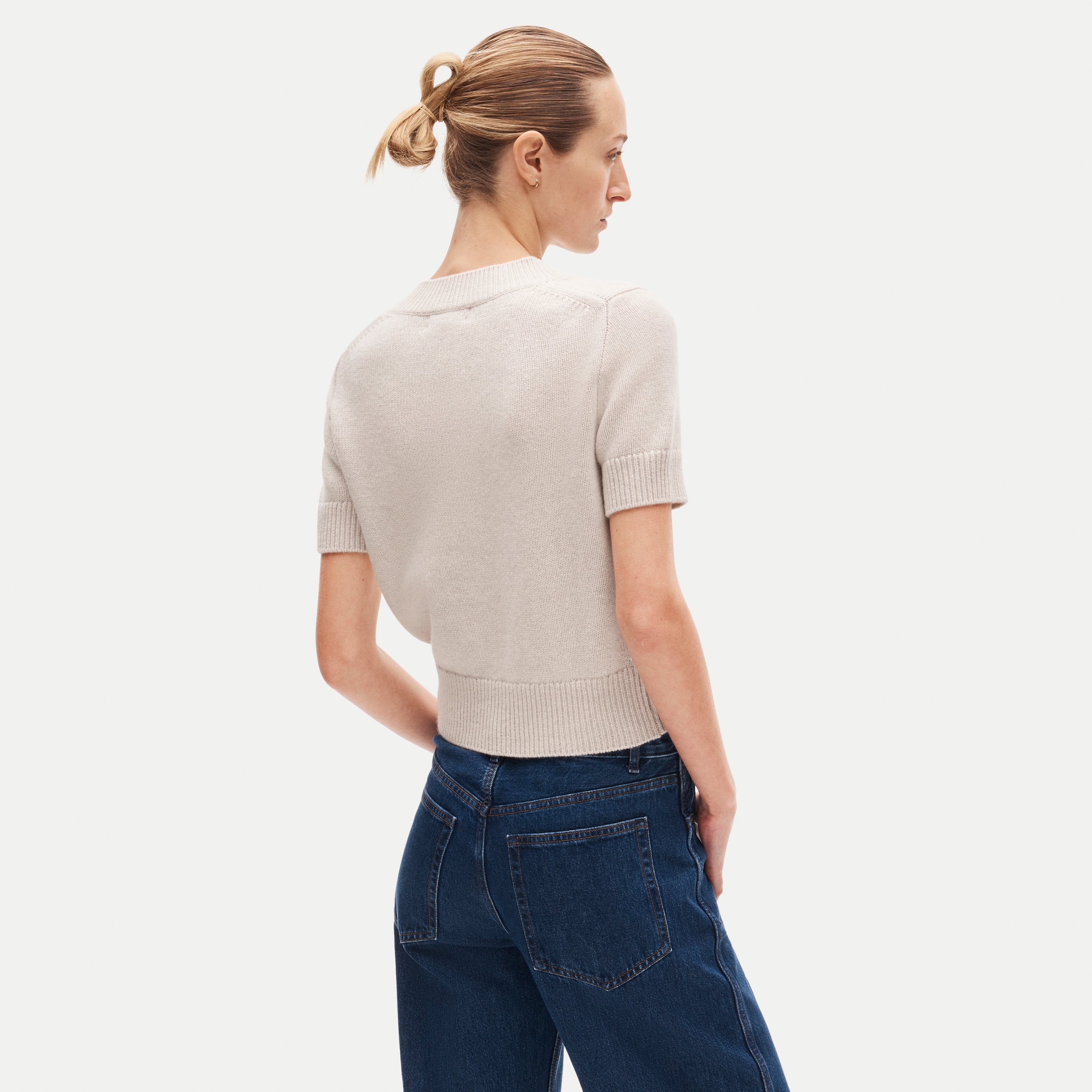 Short-sleeve V-neck sweater in vintage wool