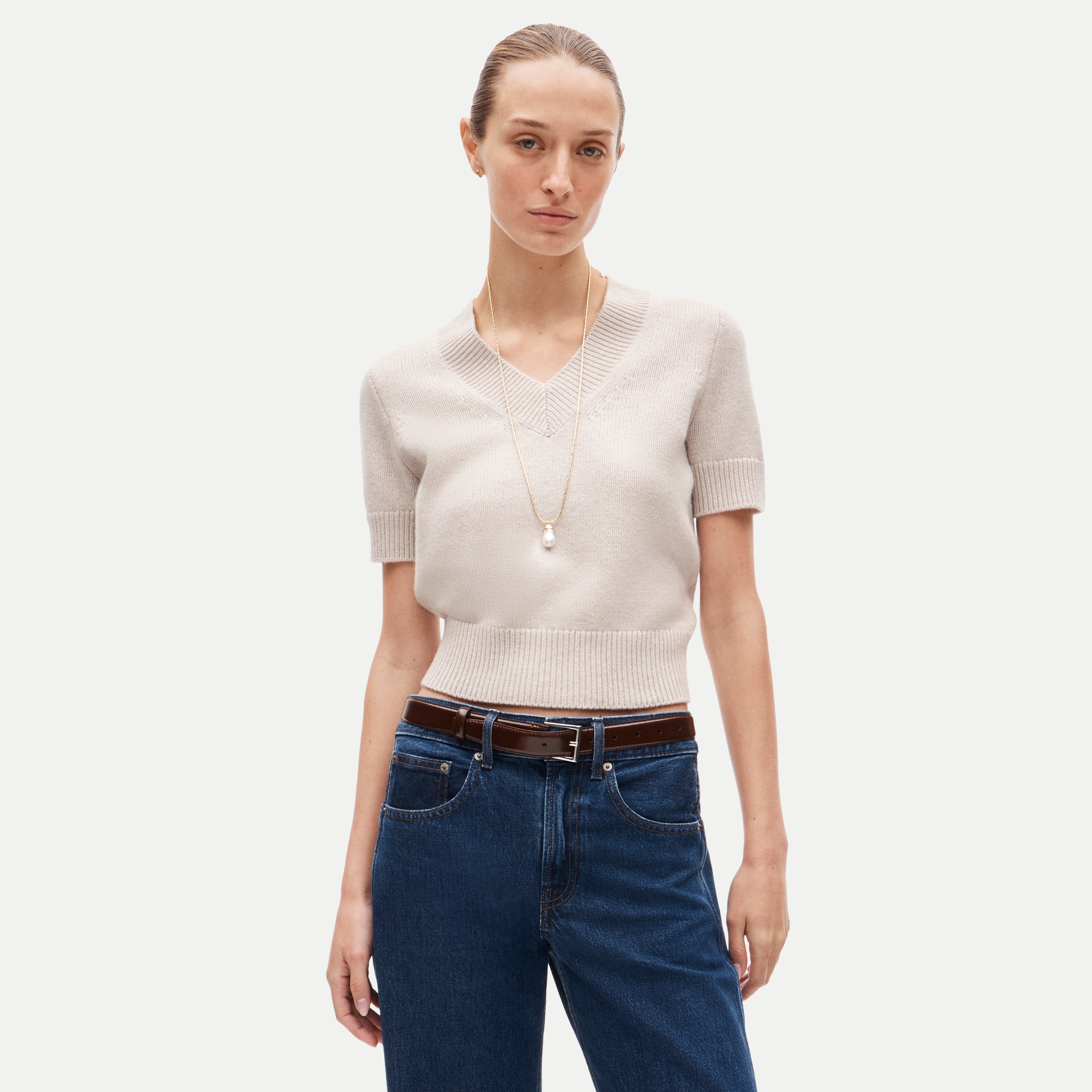 Short-sleeve V-neck sweater in vintage wool