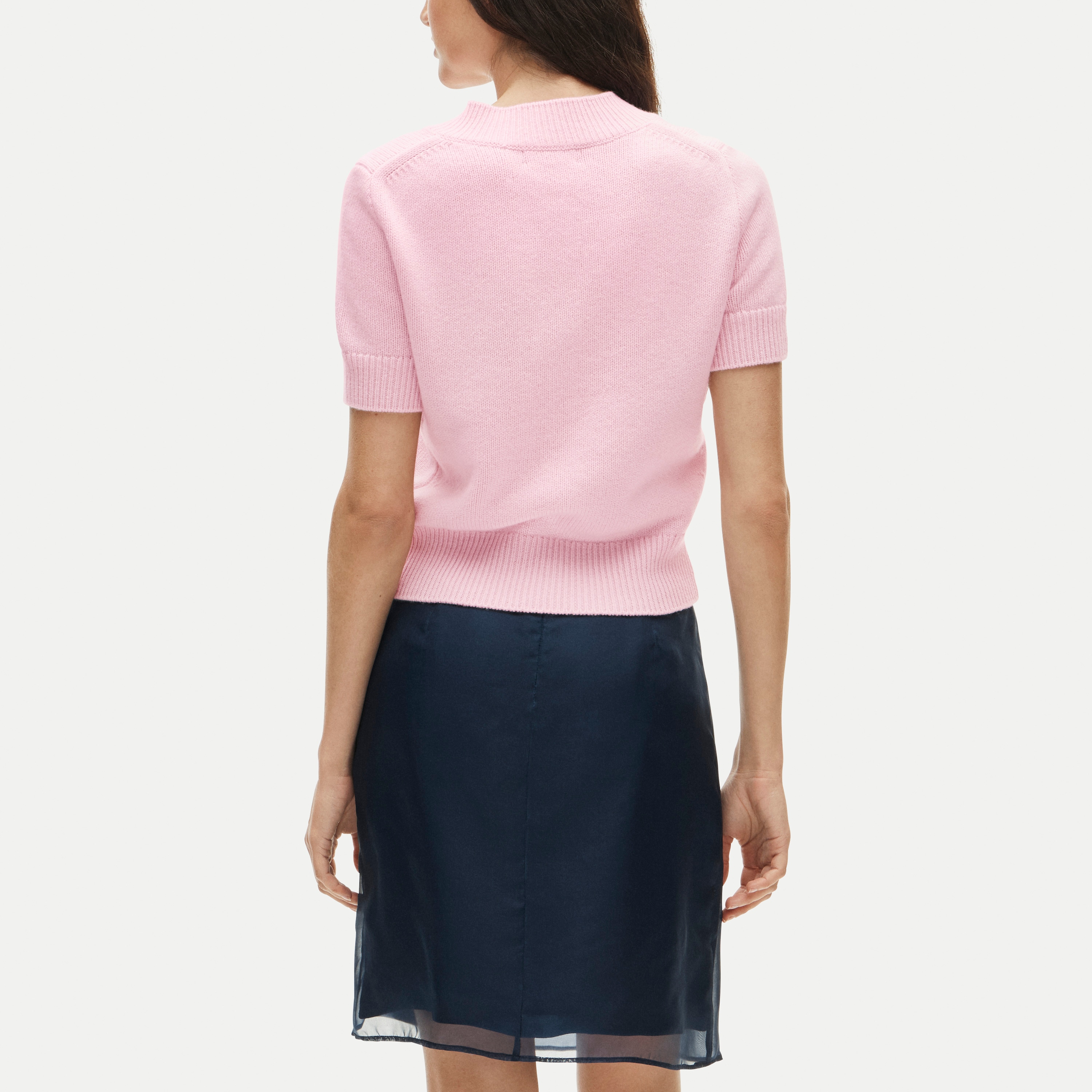 Short-sleeve V-neck sweater in vintage wool