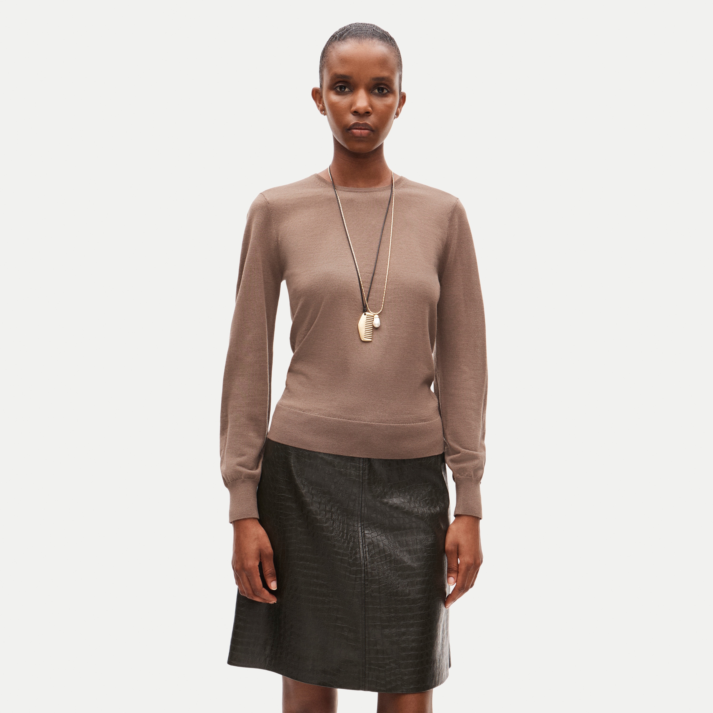 Clair crewneck sweater in merino wool blend