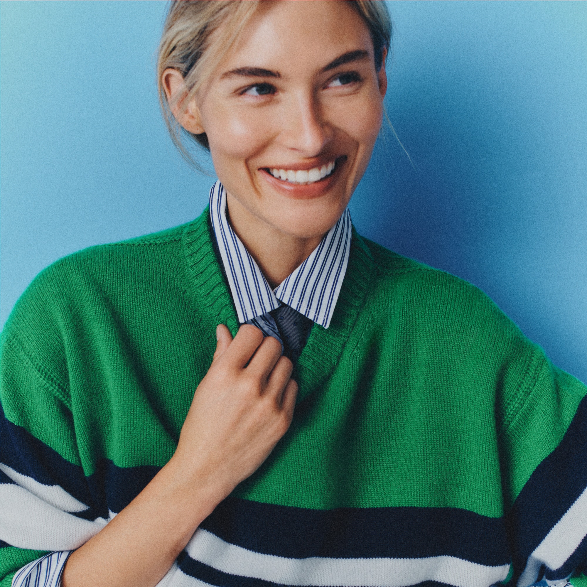 Oversized Cashmere Crewneck Sweater In Placed Stripe For Women | J