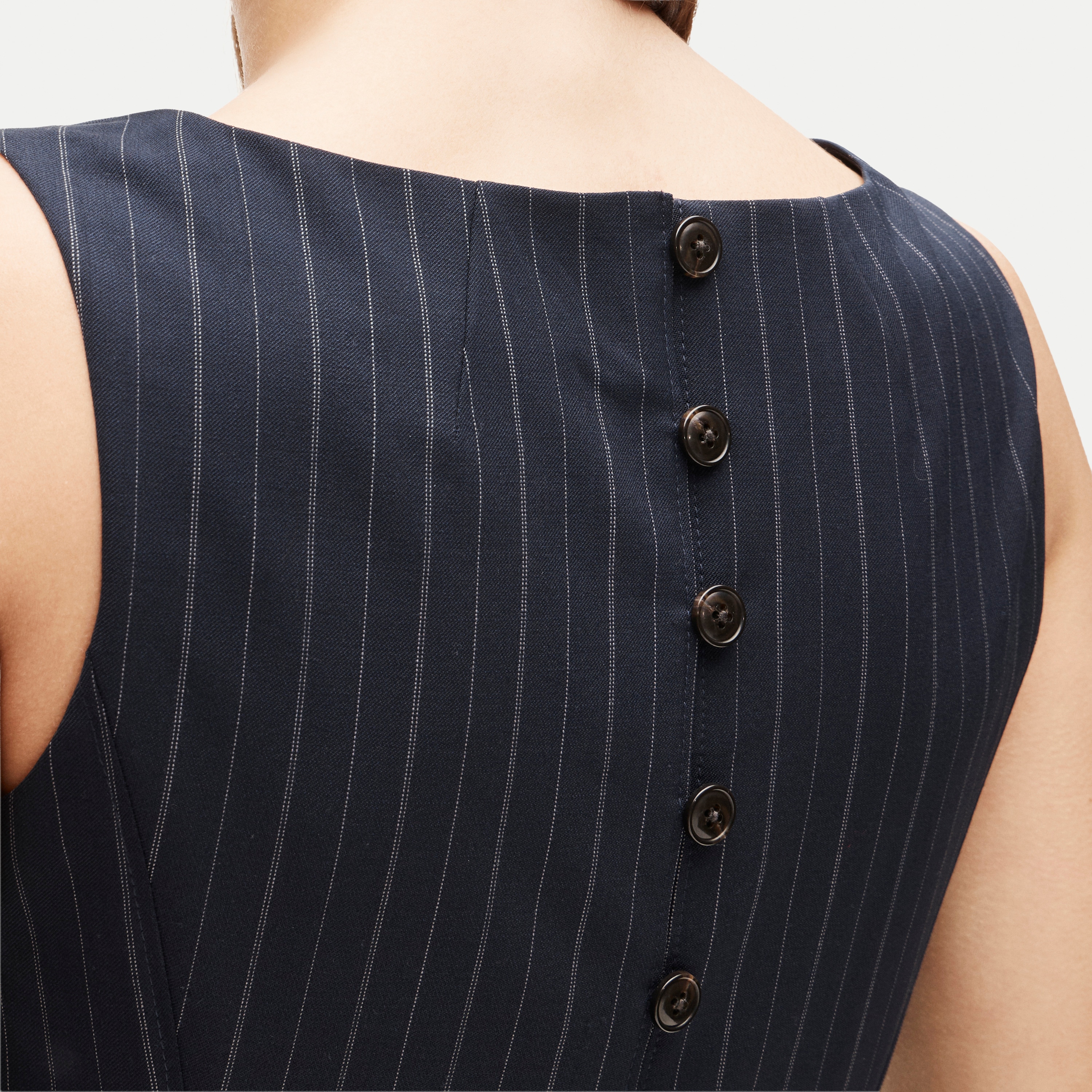 Shell top in striped lightspun wool blend