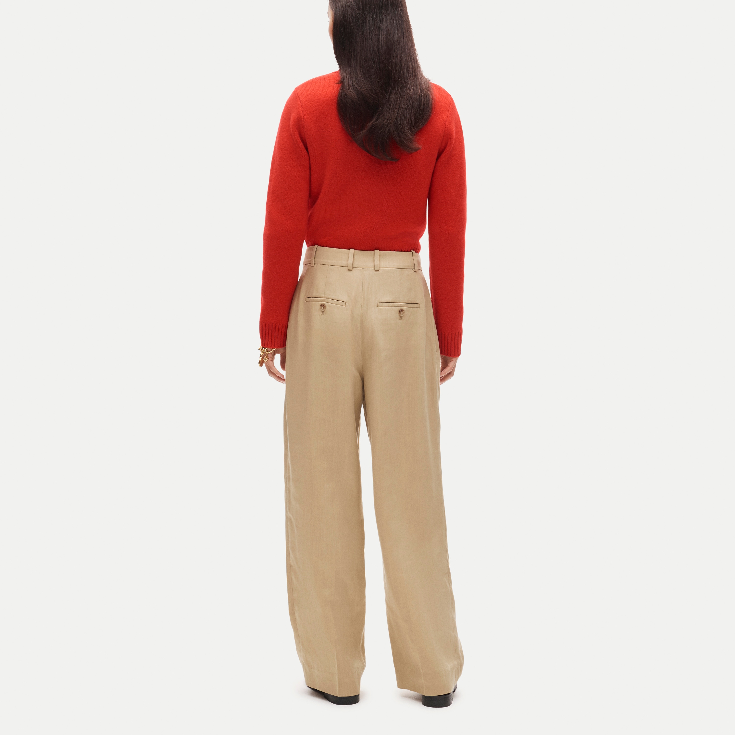 Arched trouser