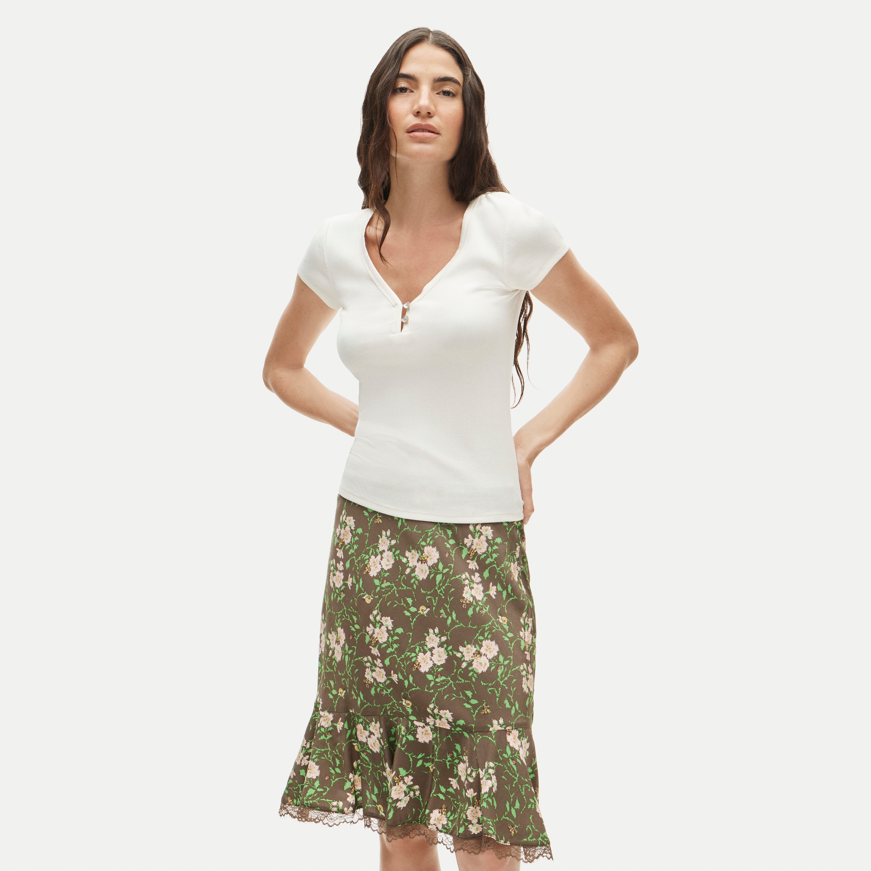 Perfect rib V-neck henley with satin trim