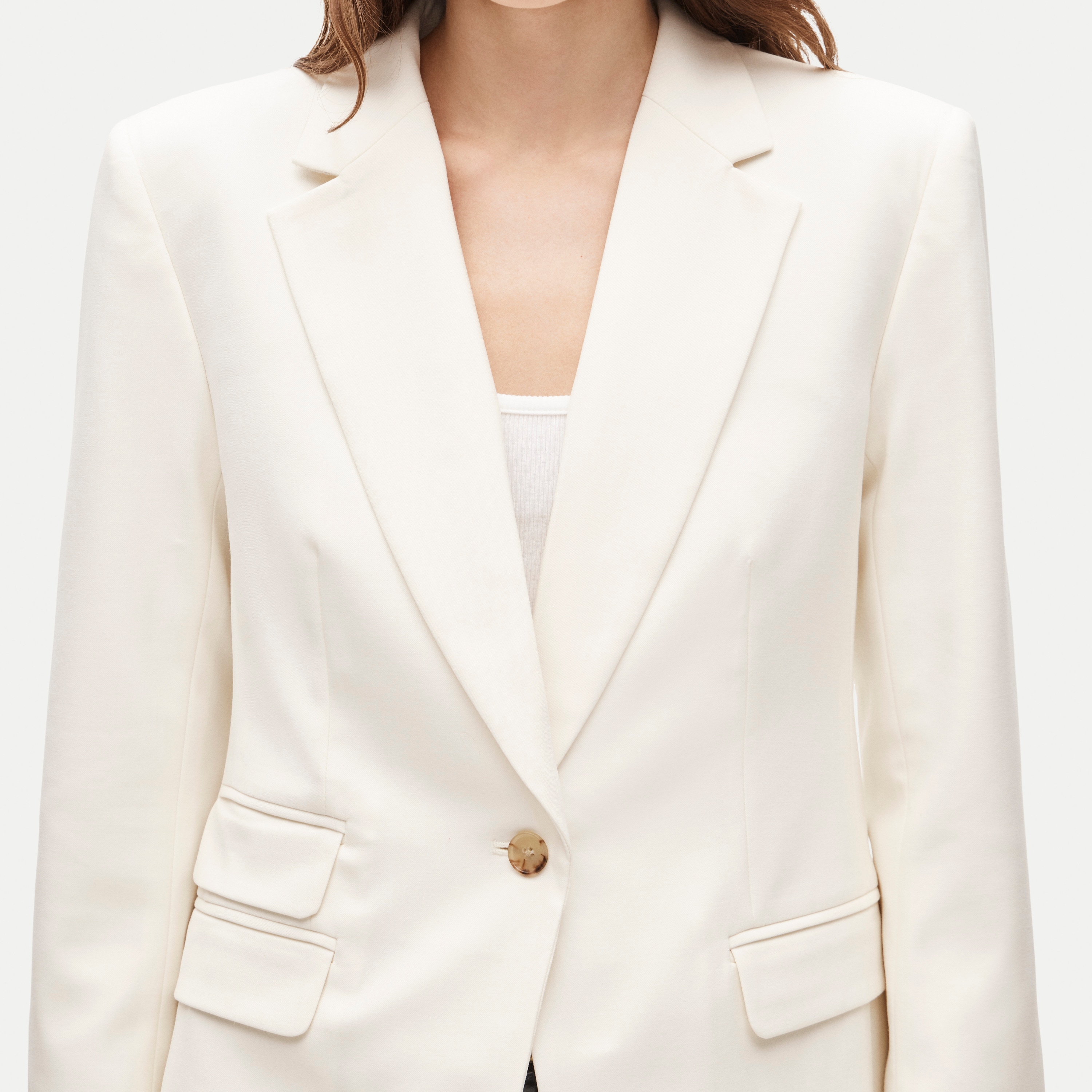 Single-button blazer in lightspun wool blend