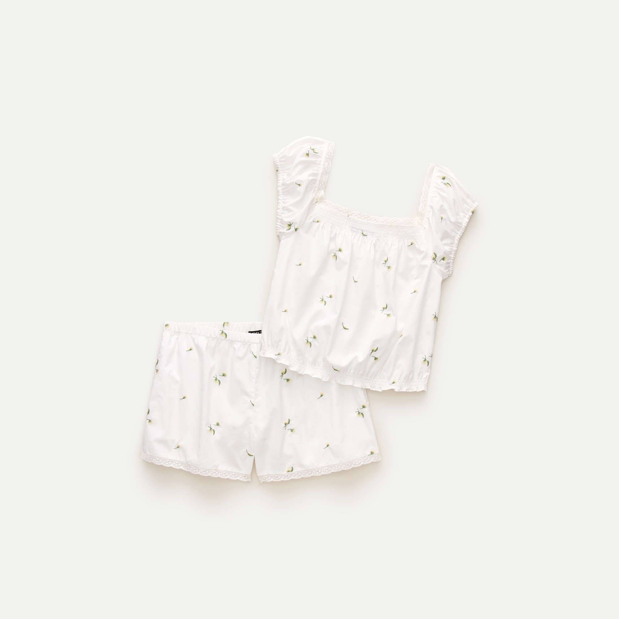 Floral embroidered pajama short set in cotton poplin