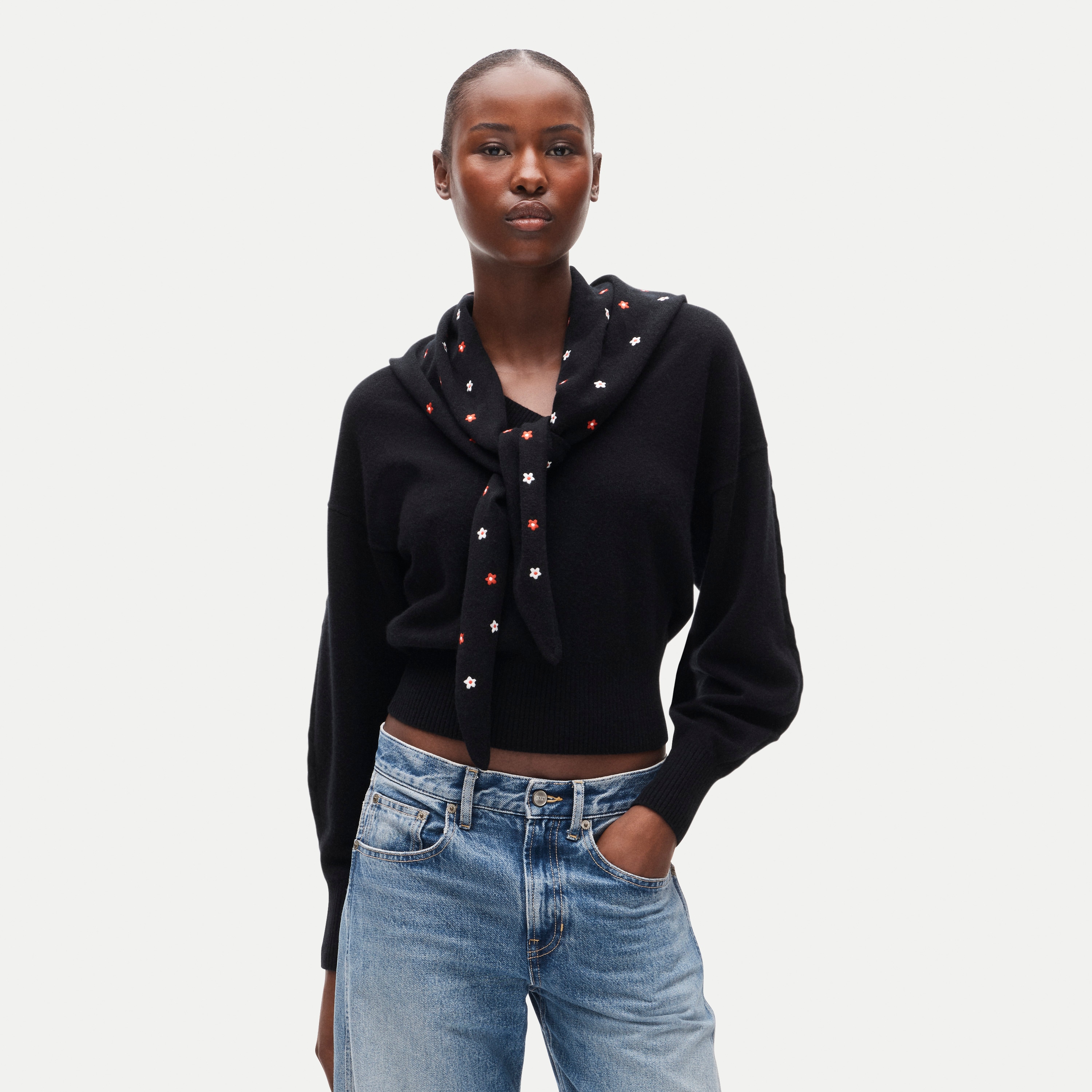 Cashmere V-neck sweater with embroidered scarf