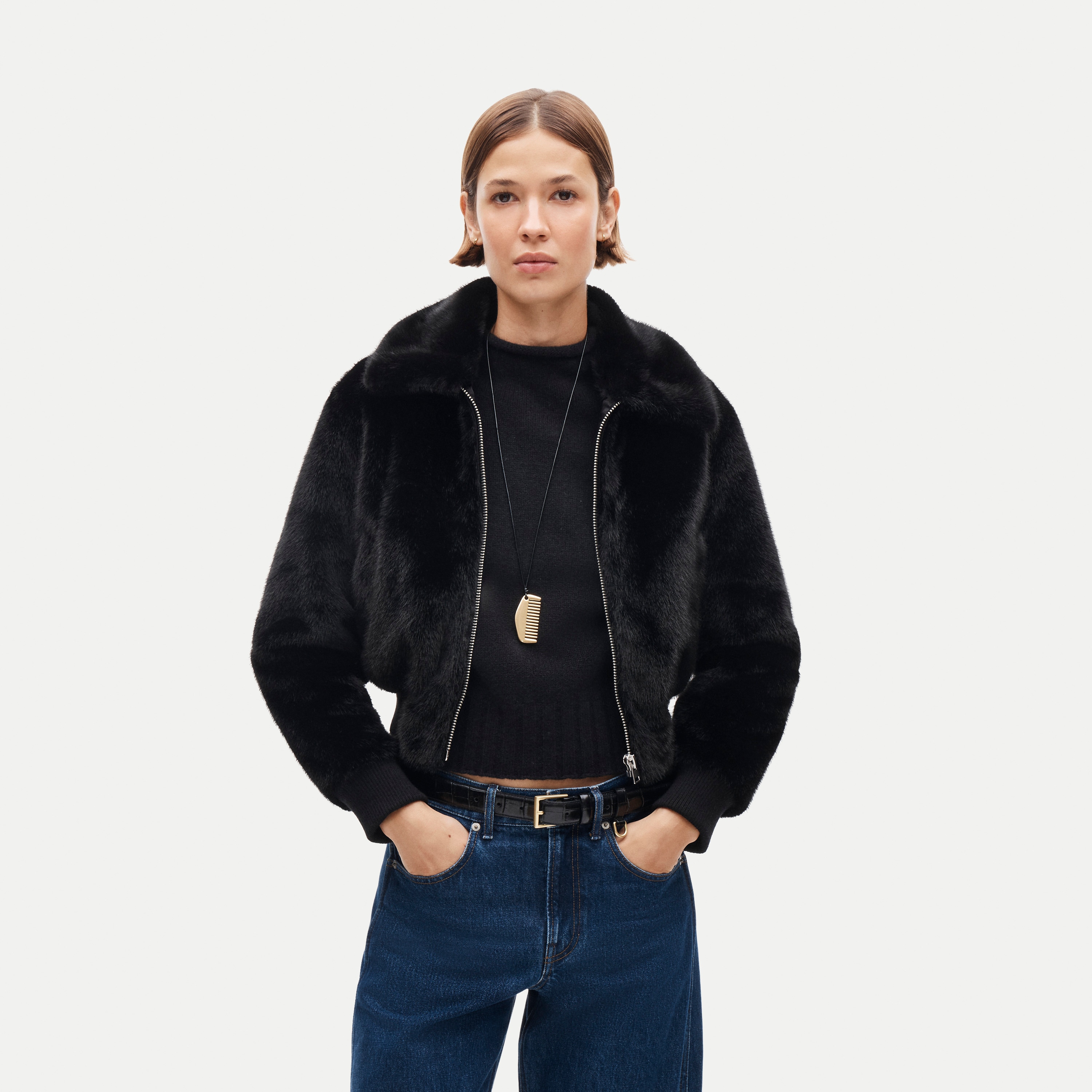 Bomber jacket in faux fur