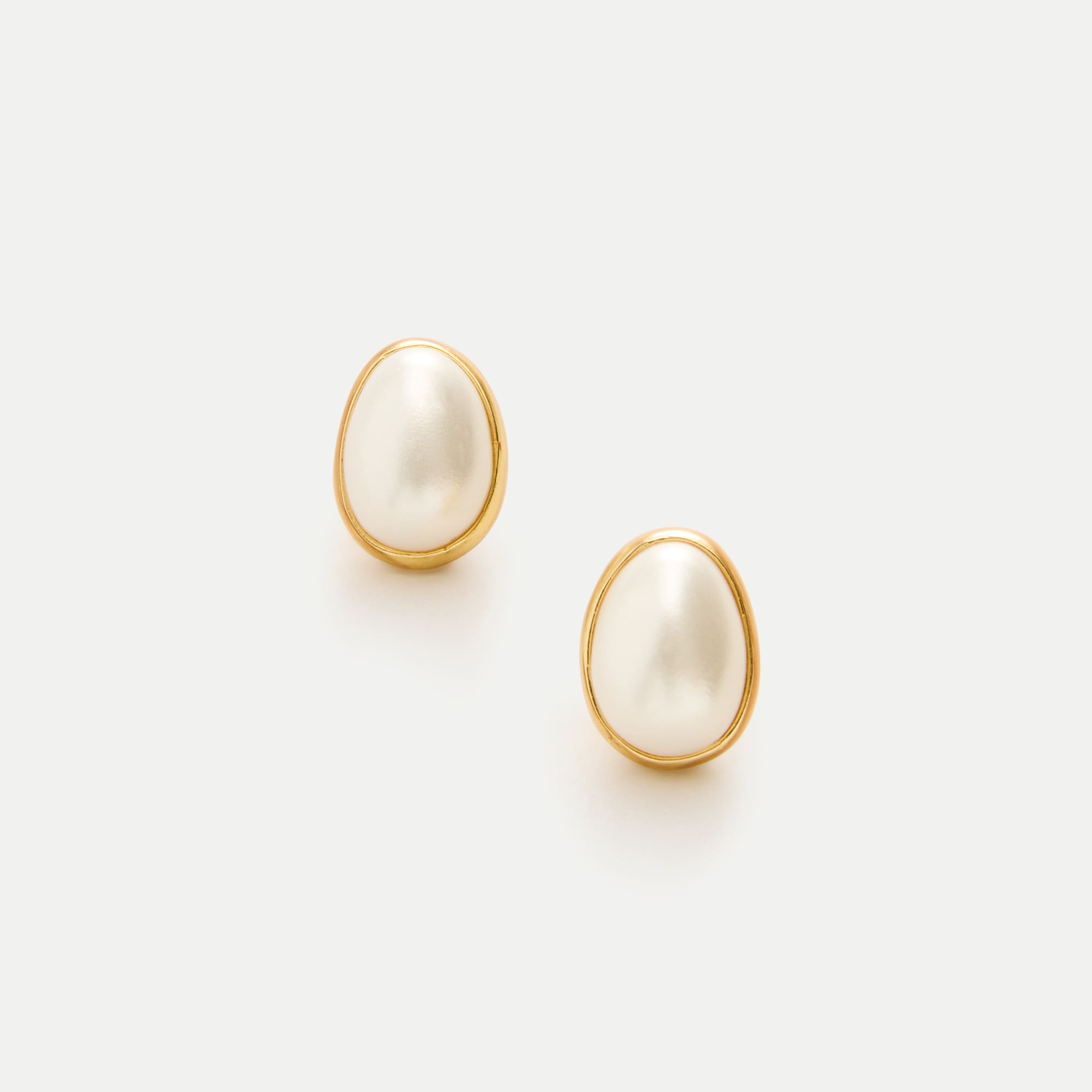Inset pearl earrings