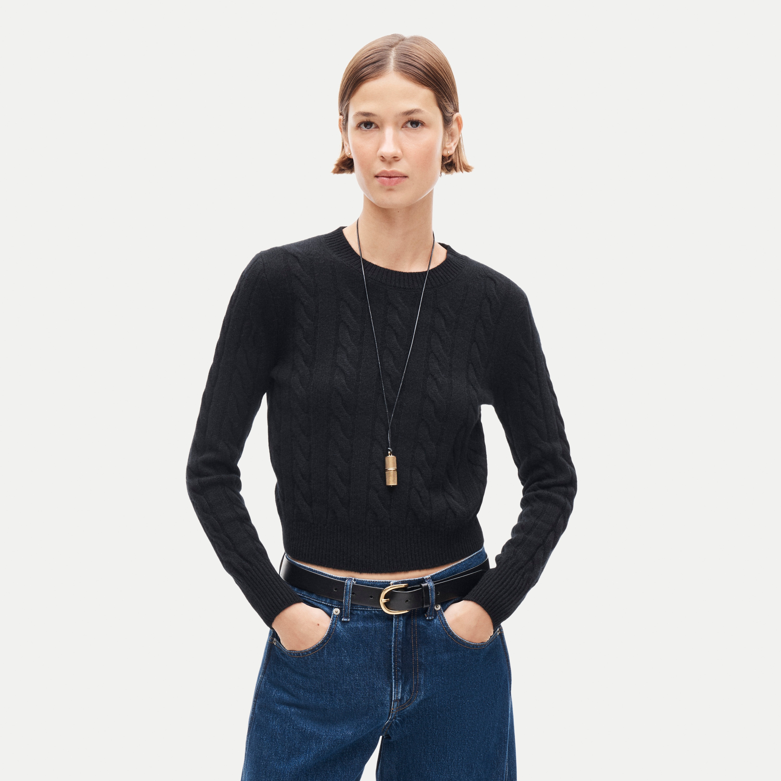 Cashmere shrunken crewneck in cable knit