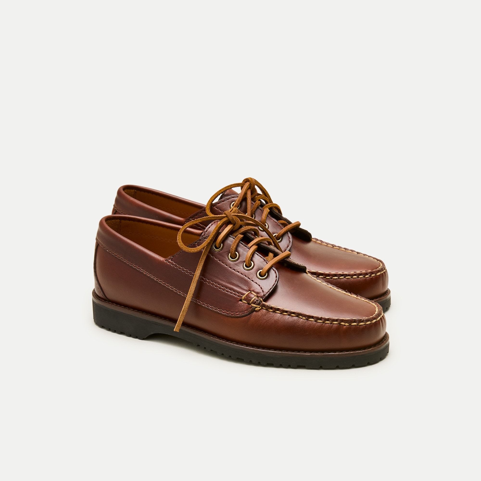 Four-eye lake shoes with mini-lug soles