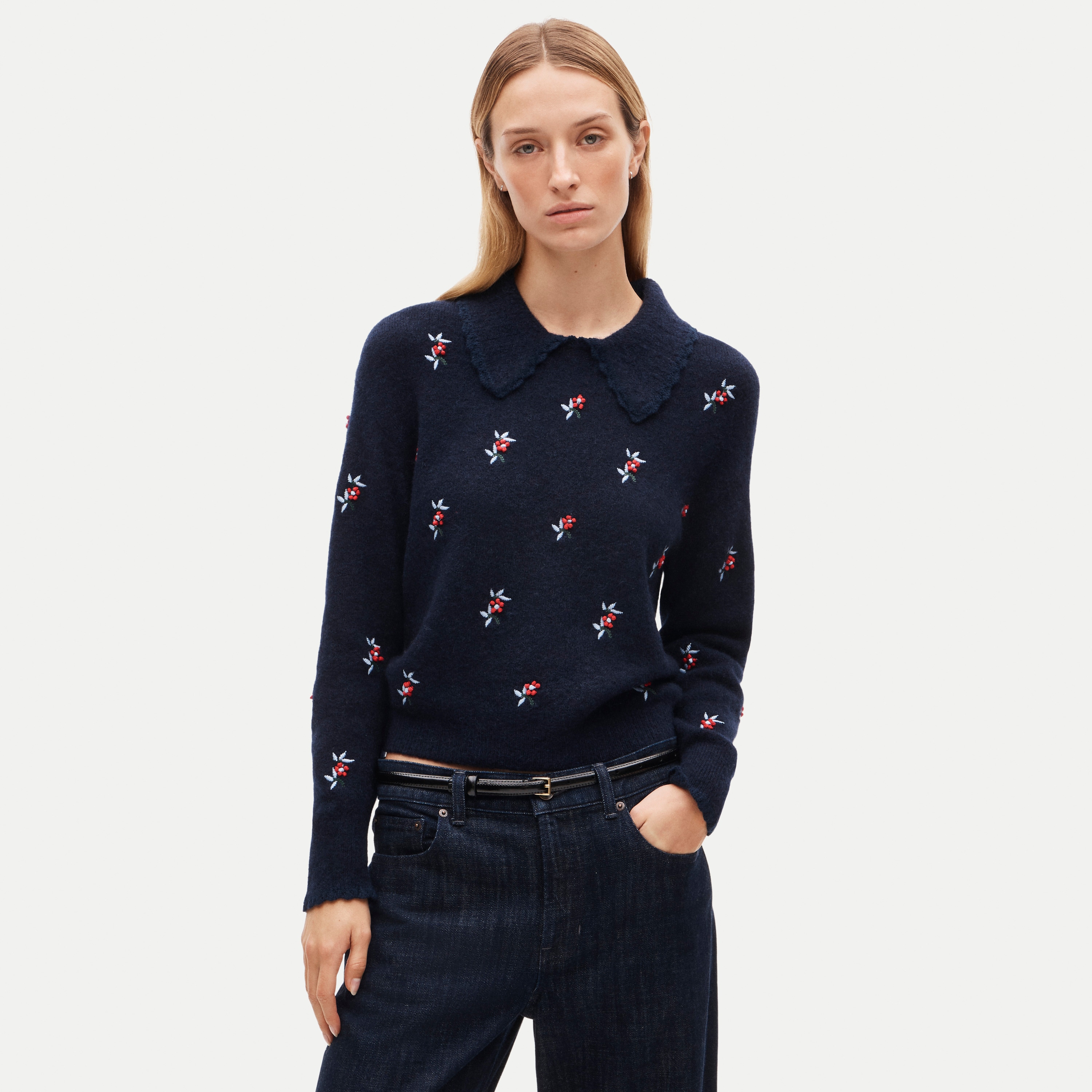 Tipped-collar sweater in alpaca blend with floral embroidery