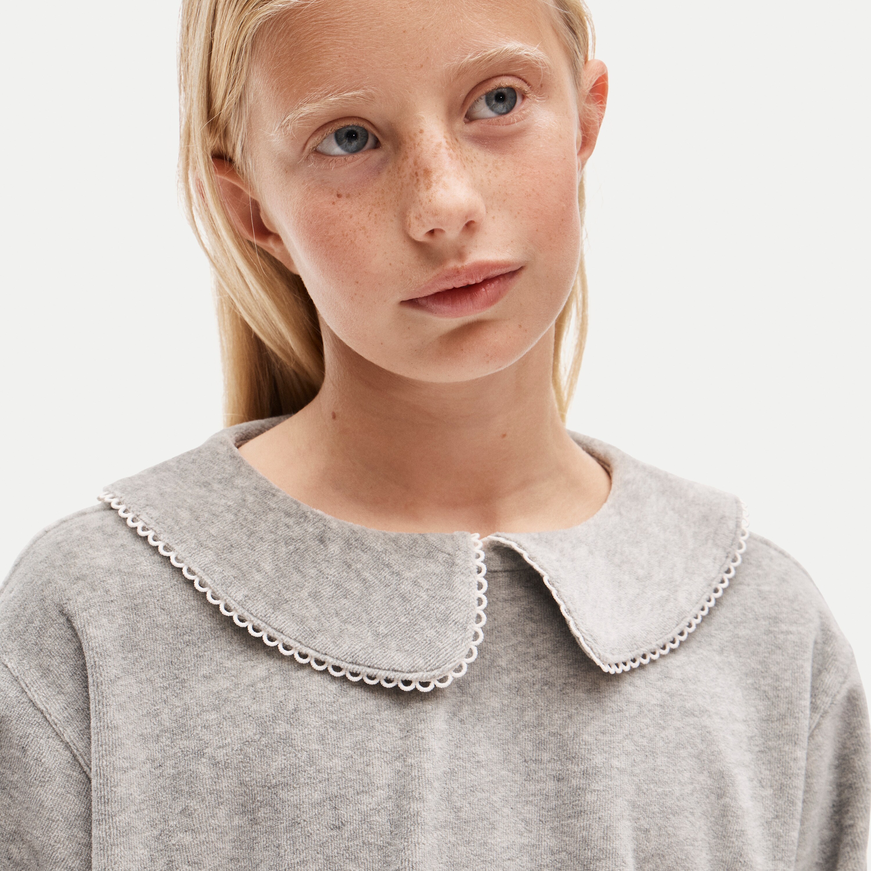 Girls' collared sweatshirt in velour