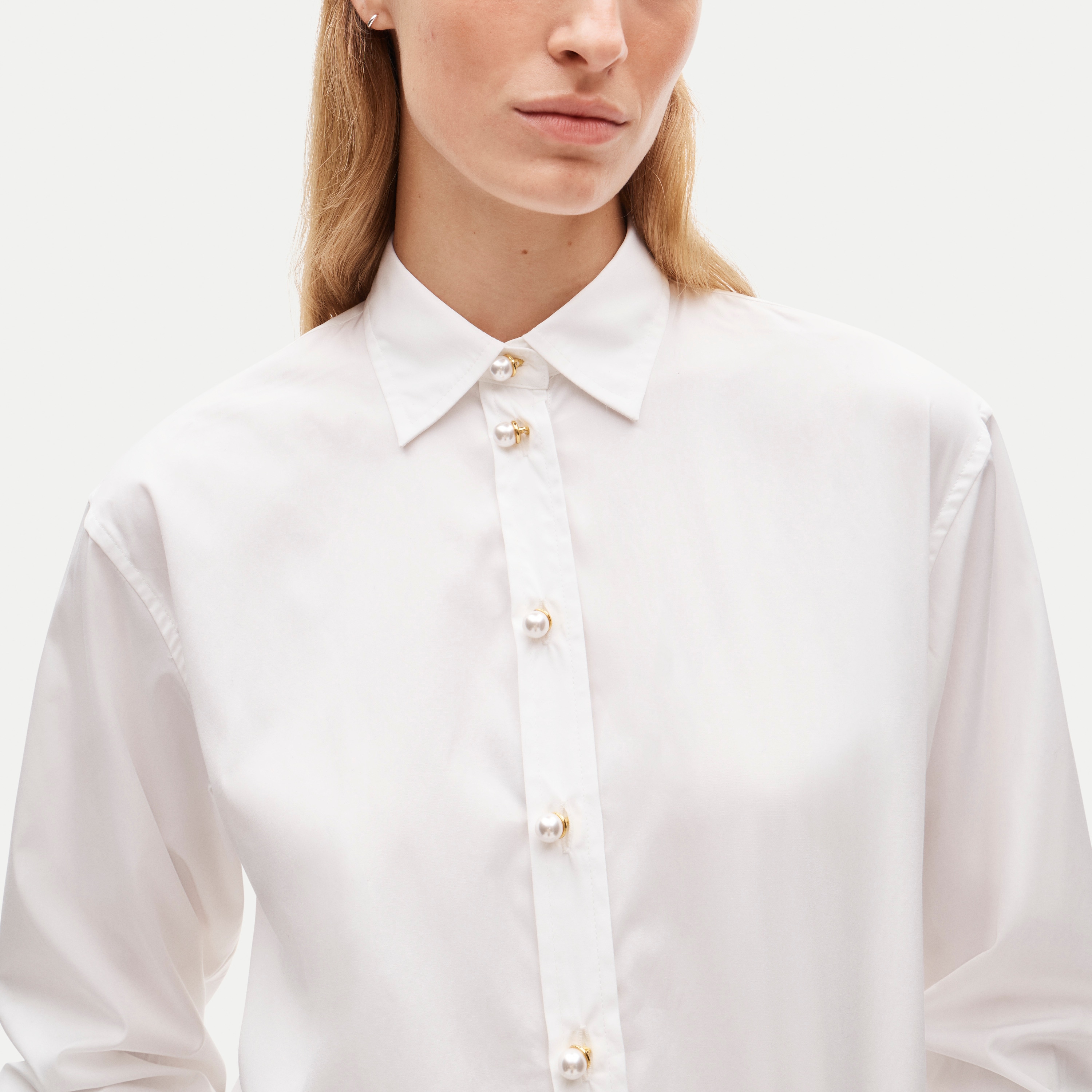 Esme button-up shirt with pearl buttons in Greenwich poplin