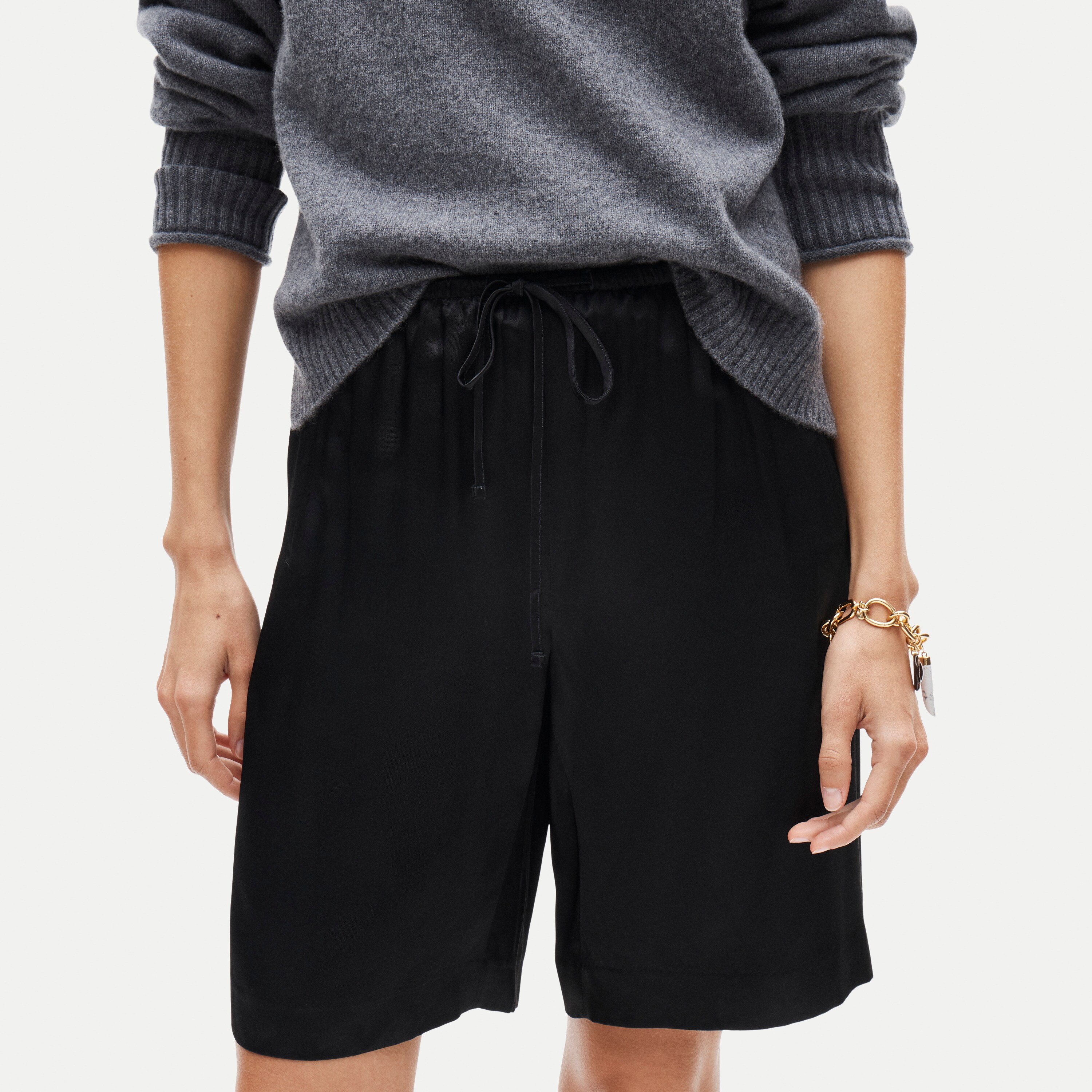Cosmo bermuda short in viscose charmeuse