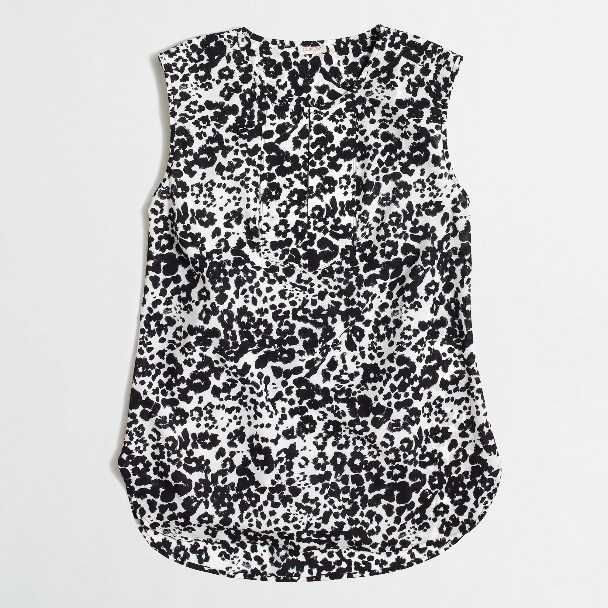 Printed drapey keyhole top
