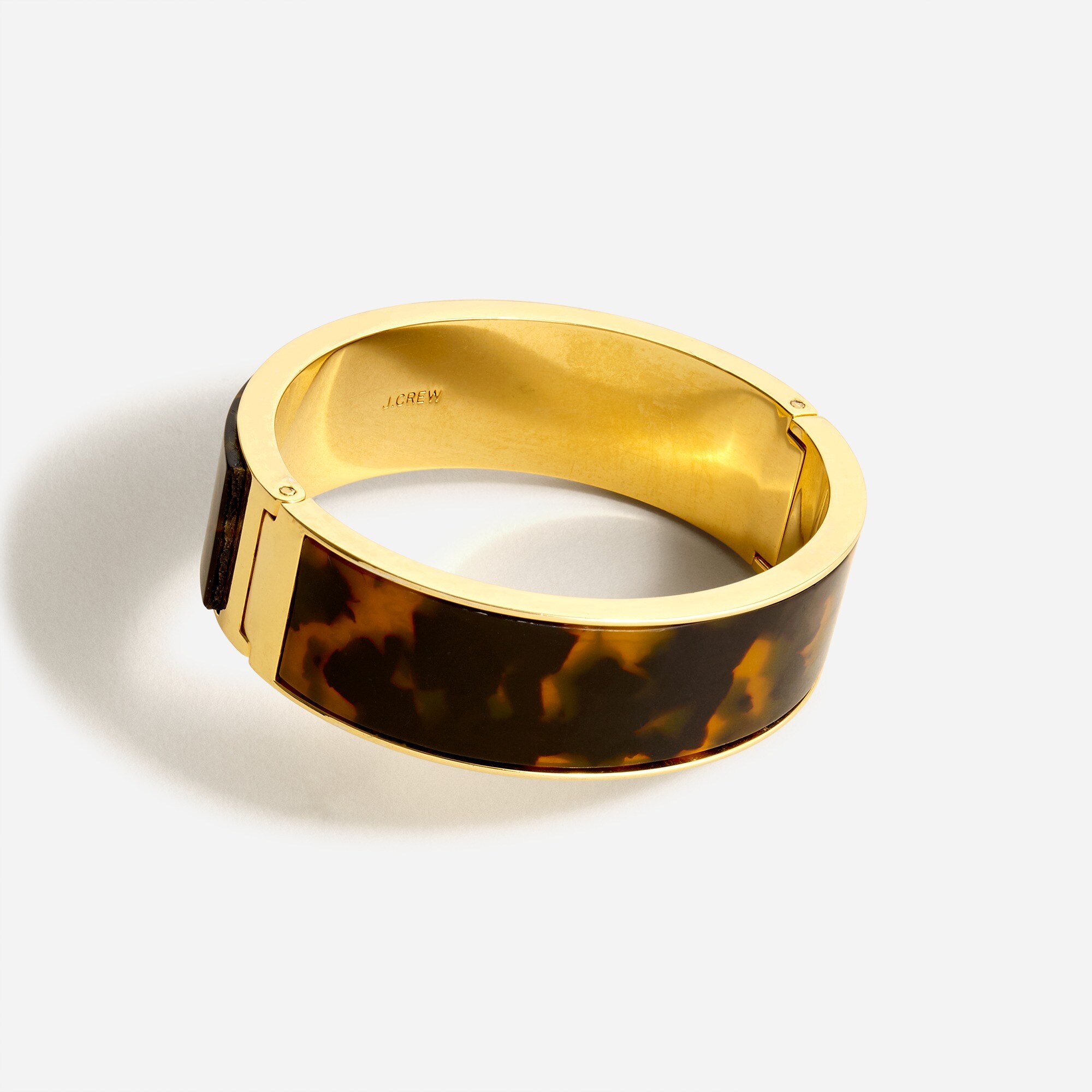 Tortoise clamp bracelet