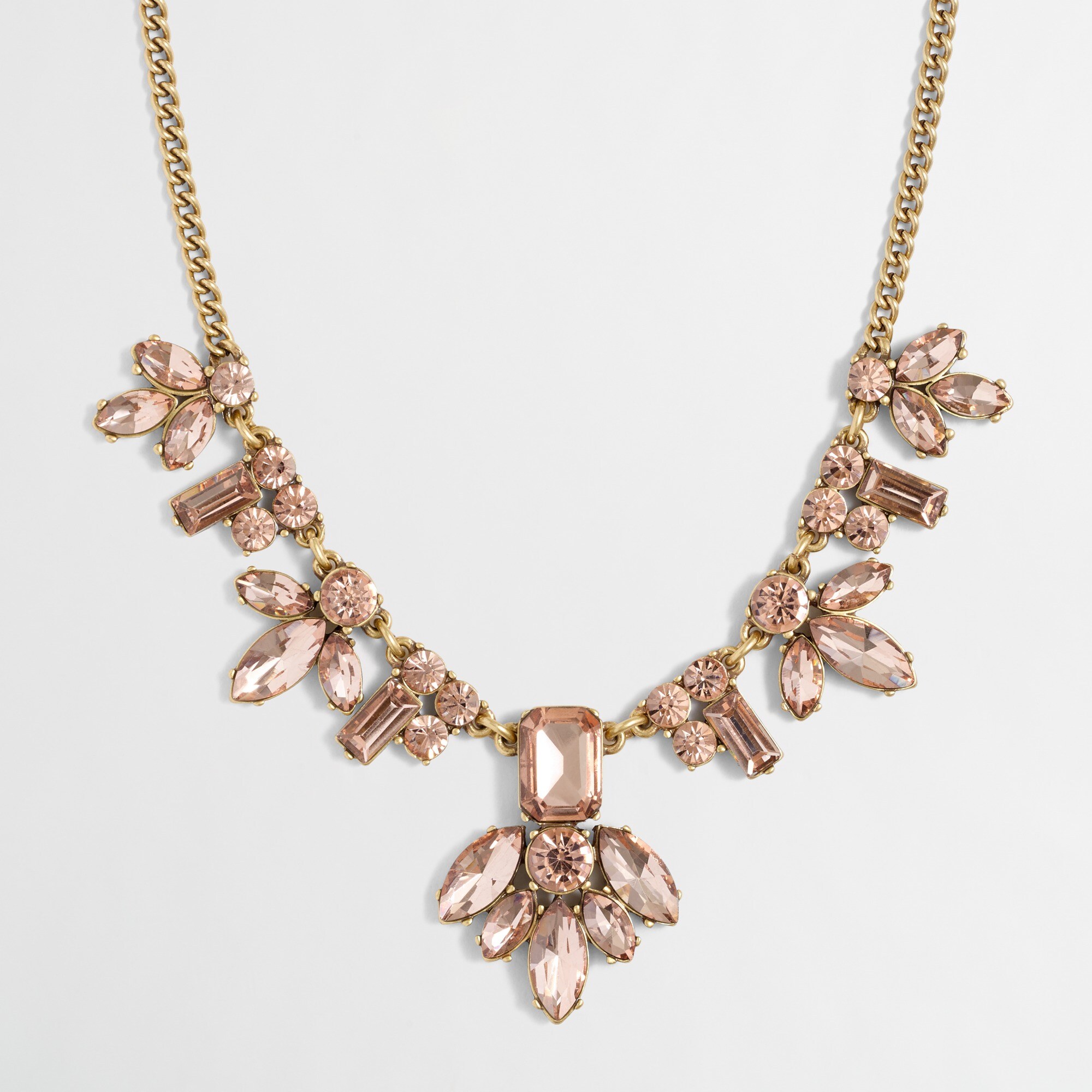 Crystal centerpiece necklace