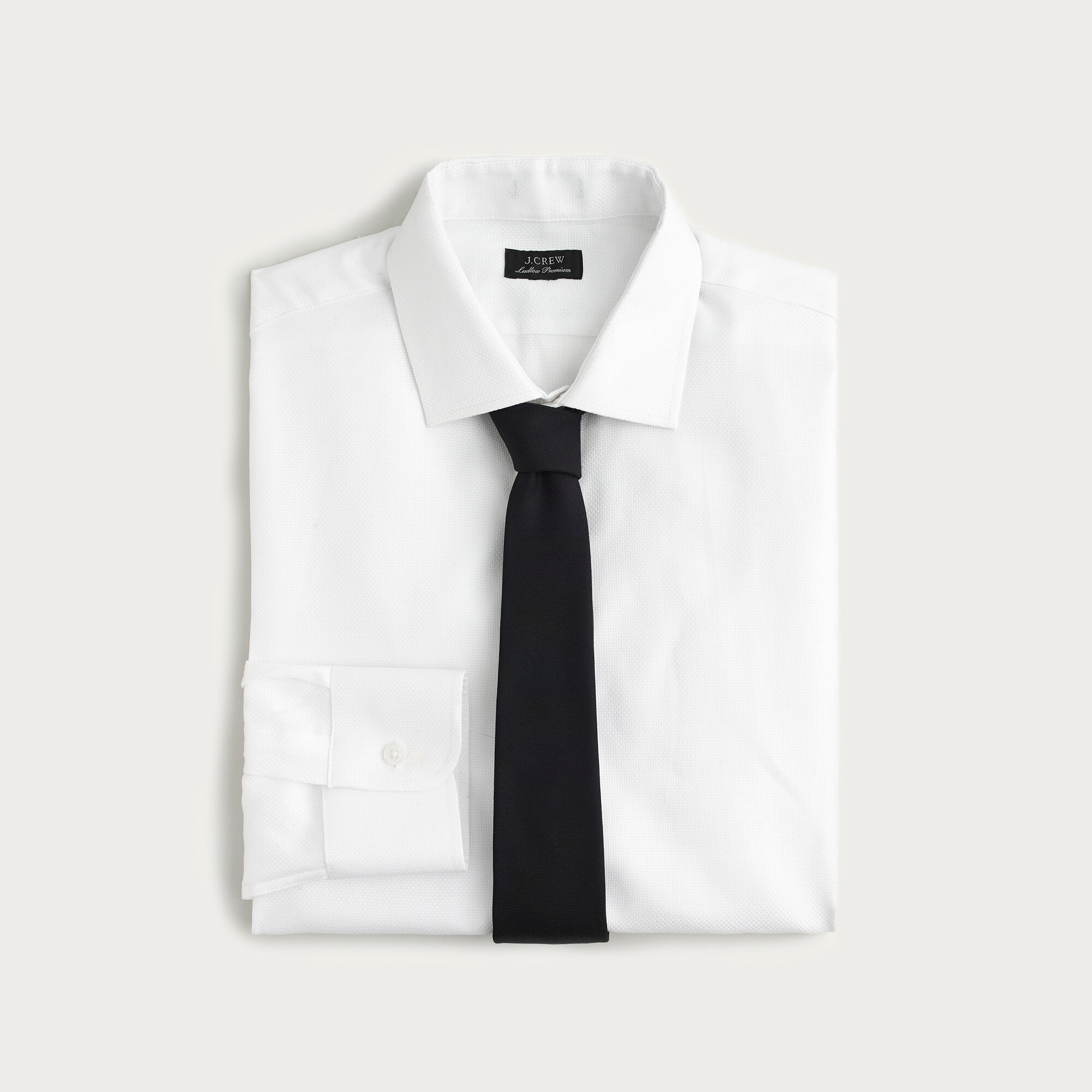 American wool tie