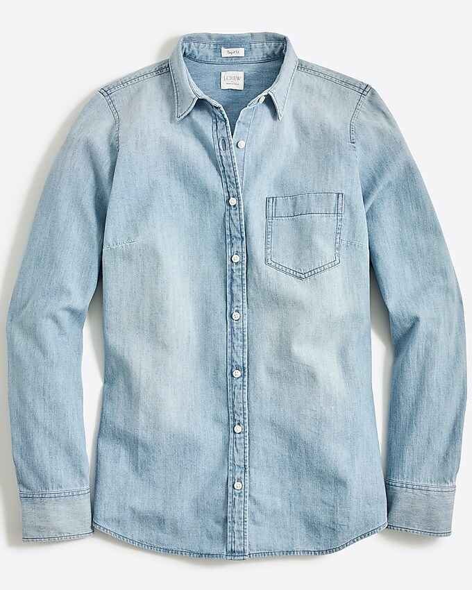 factory: chambray shirt in perfect fit for women, right side, view zoomed