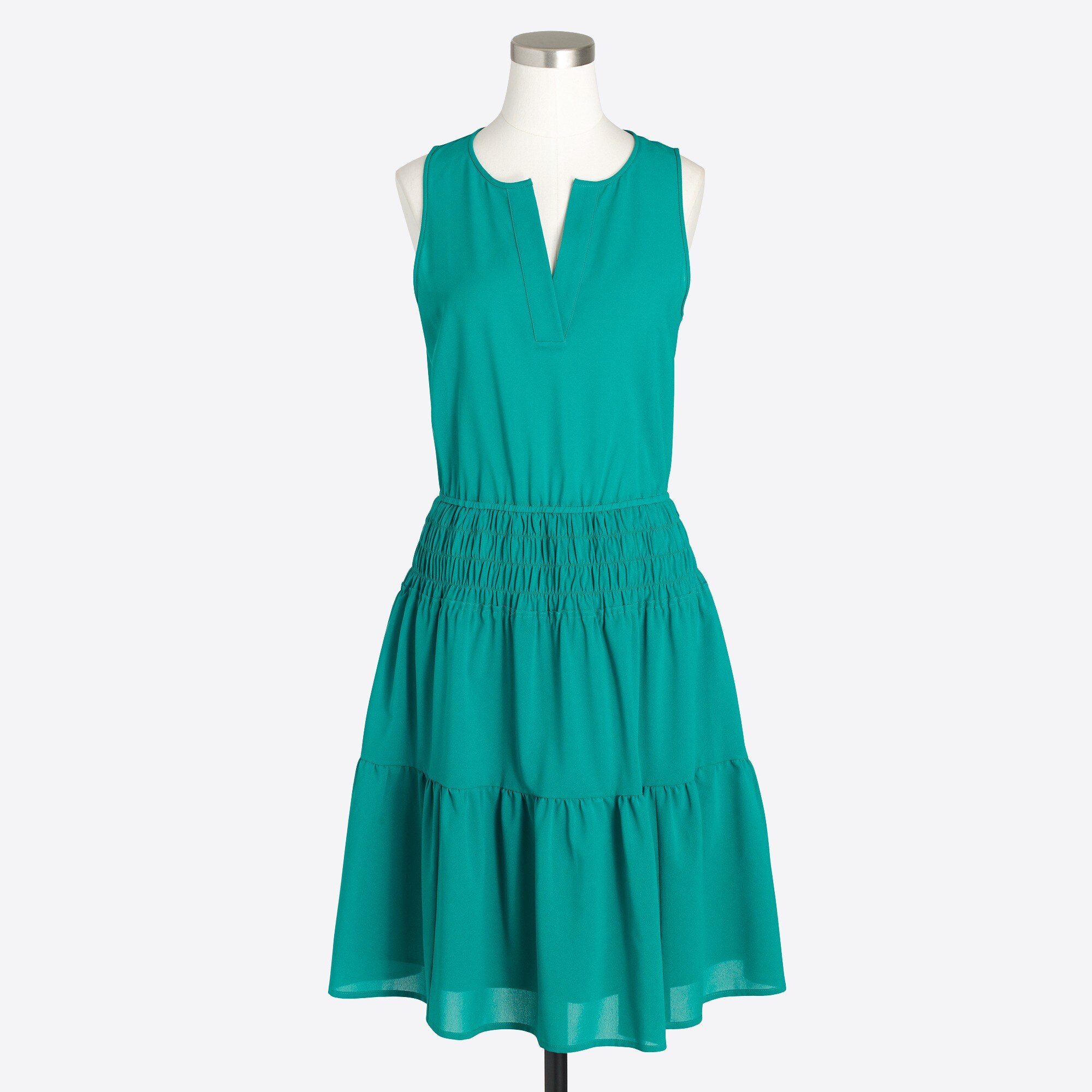 Solid sleeveless tiered dress