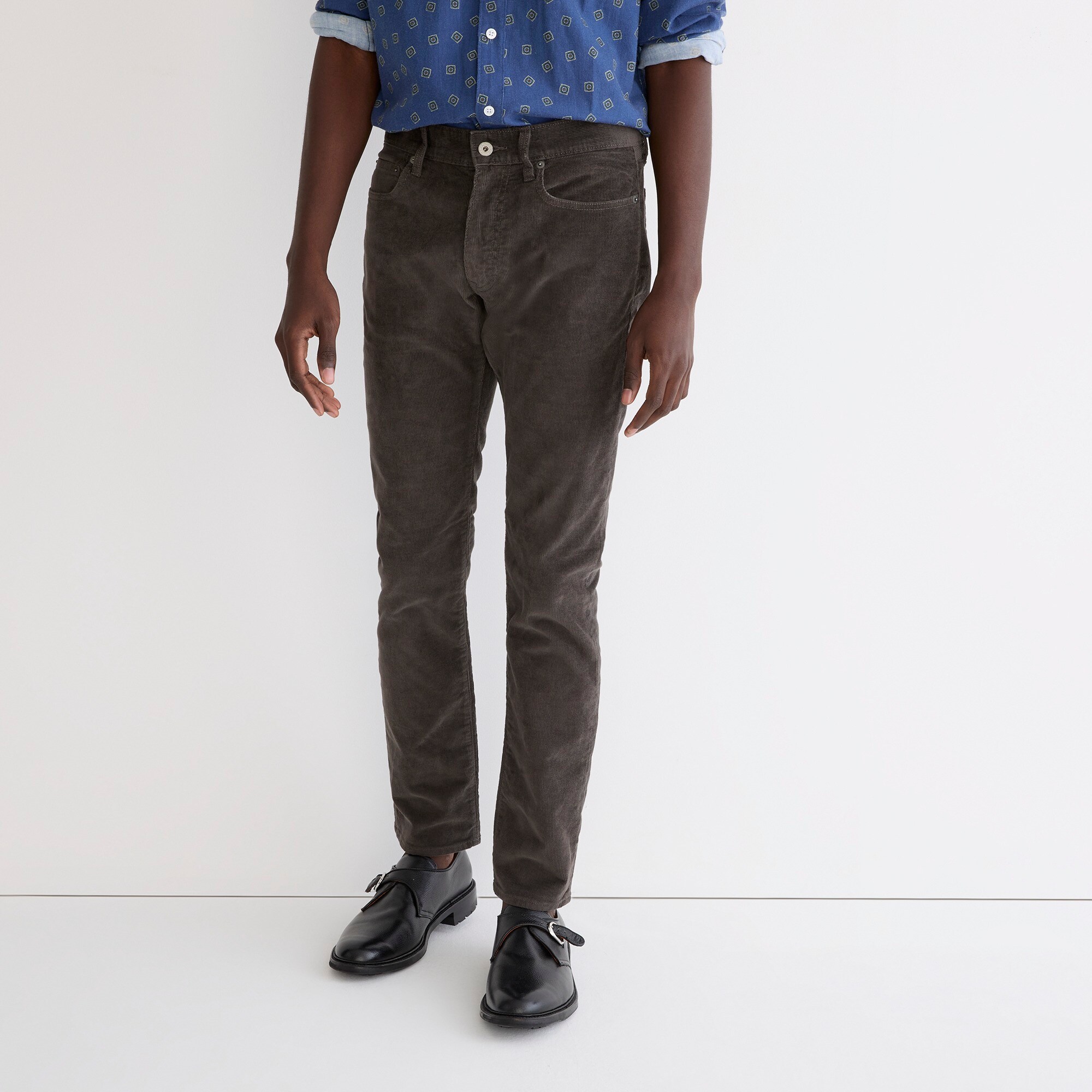 mens 484 Slim-fit pant in corduroy
