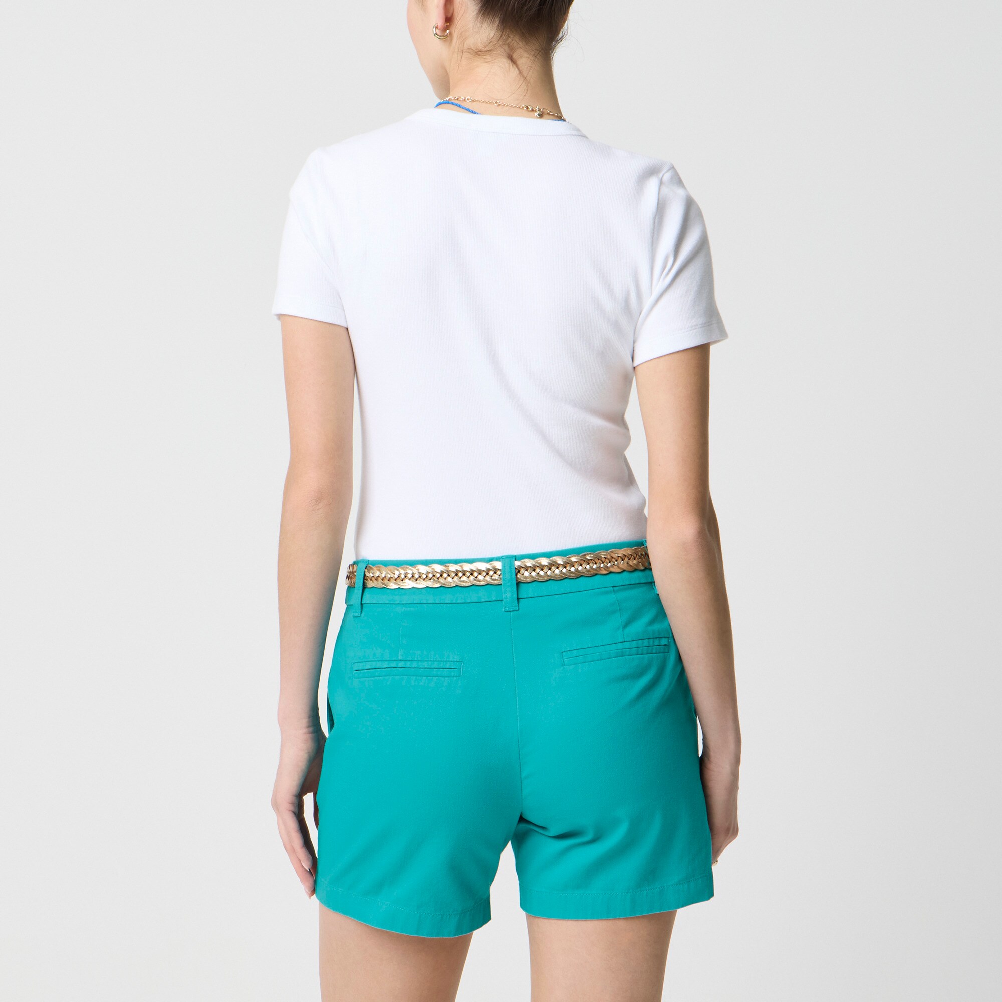 5" classic chino short