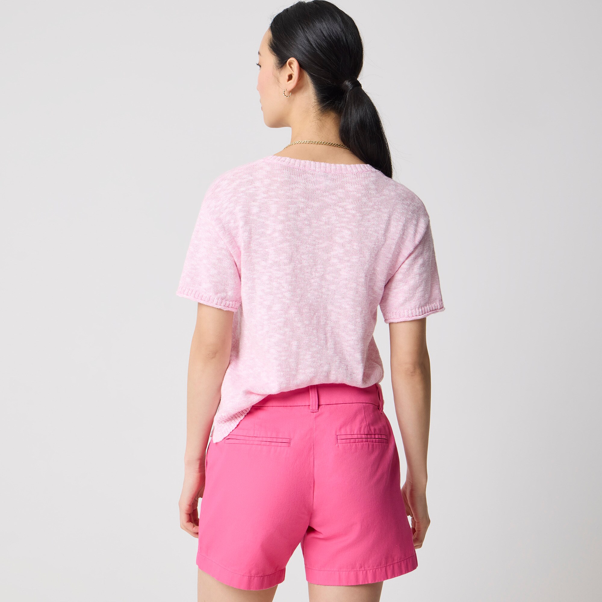 5" classic chino short