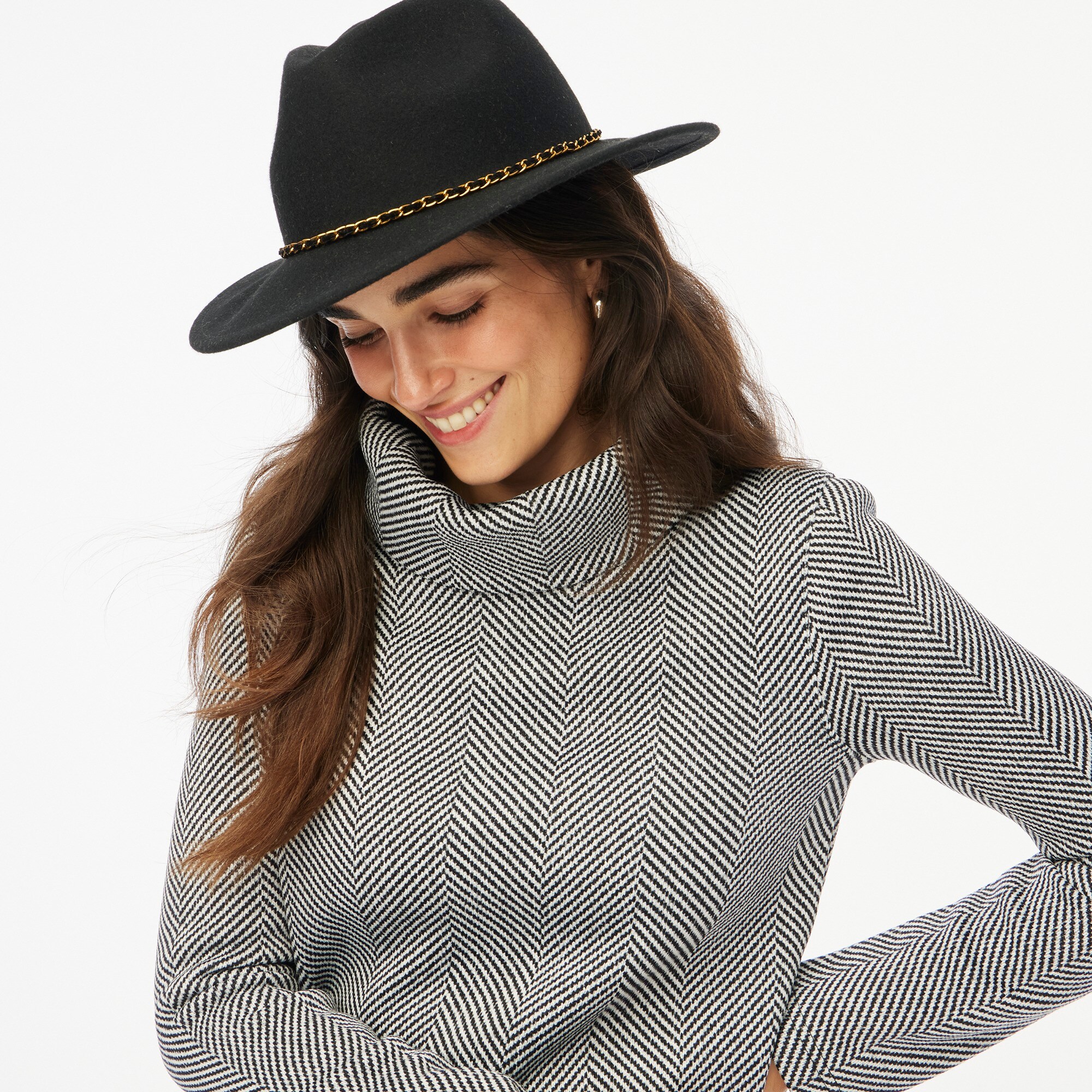 Long-sleeve funnelneck pullover