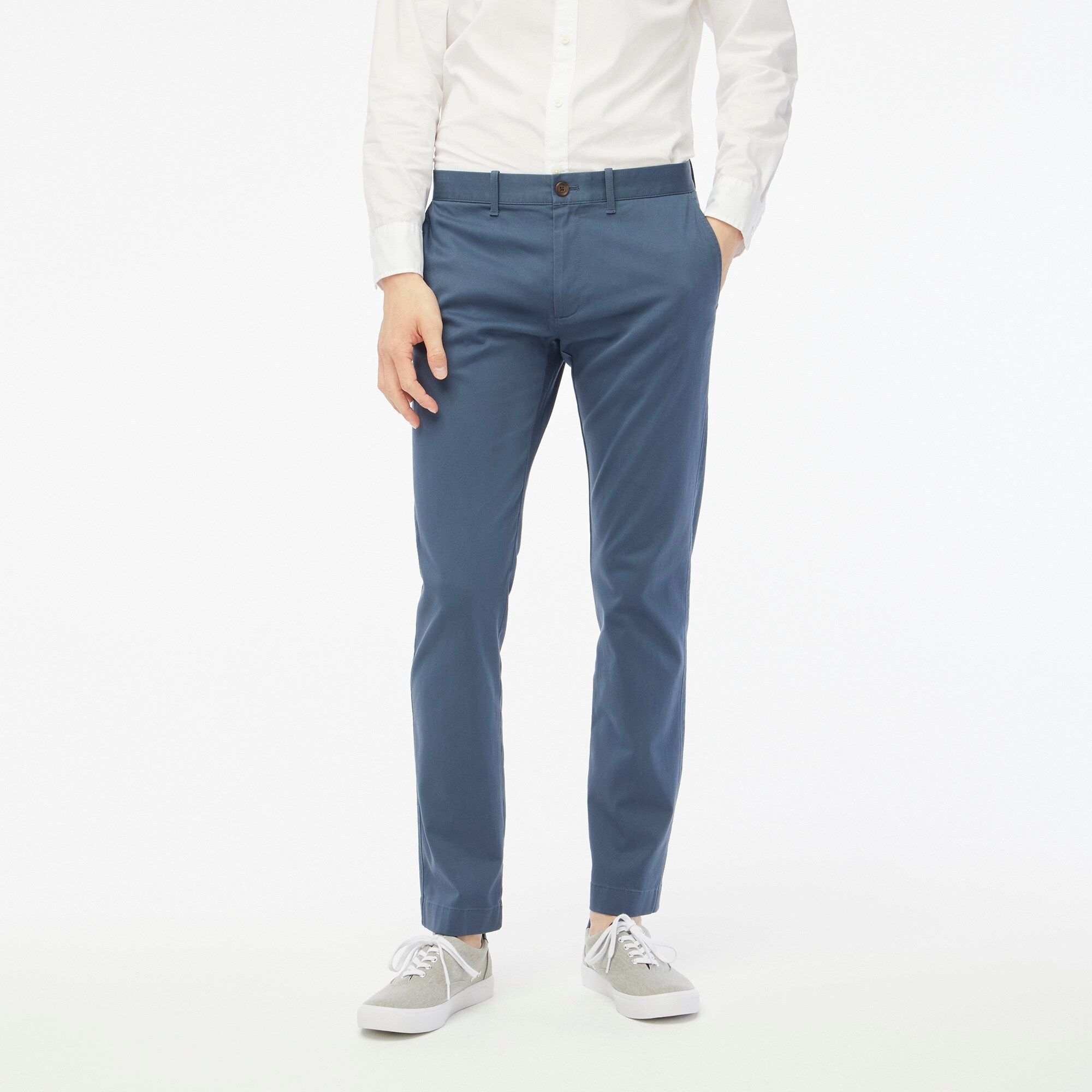 Slim-fit flex chino pant