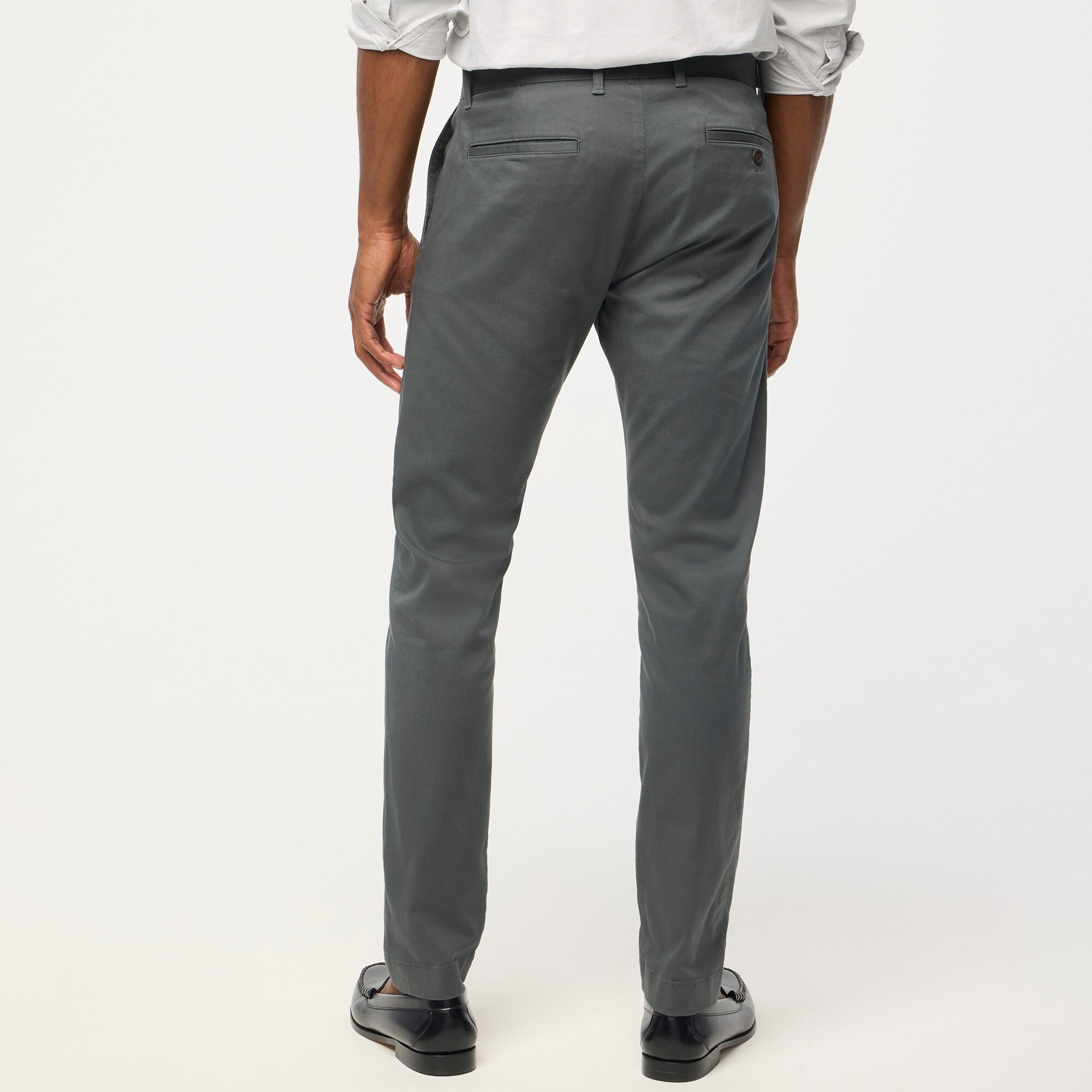 Slim-fit flex chino pant