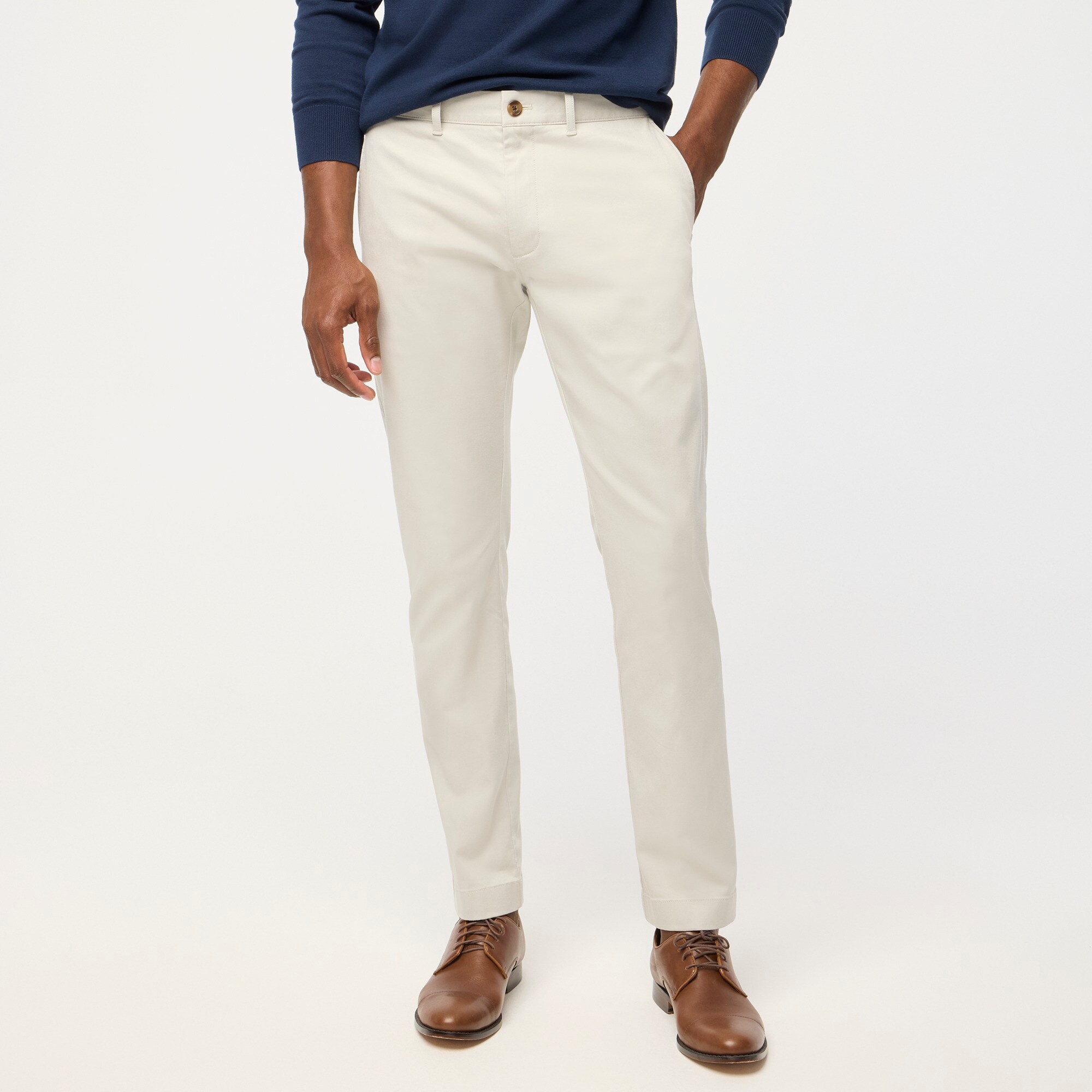 Slim-fit flex chino pant