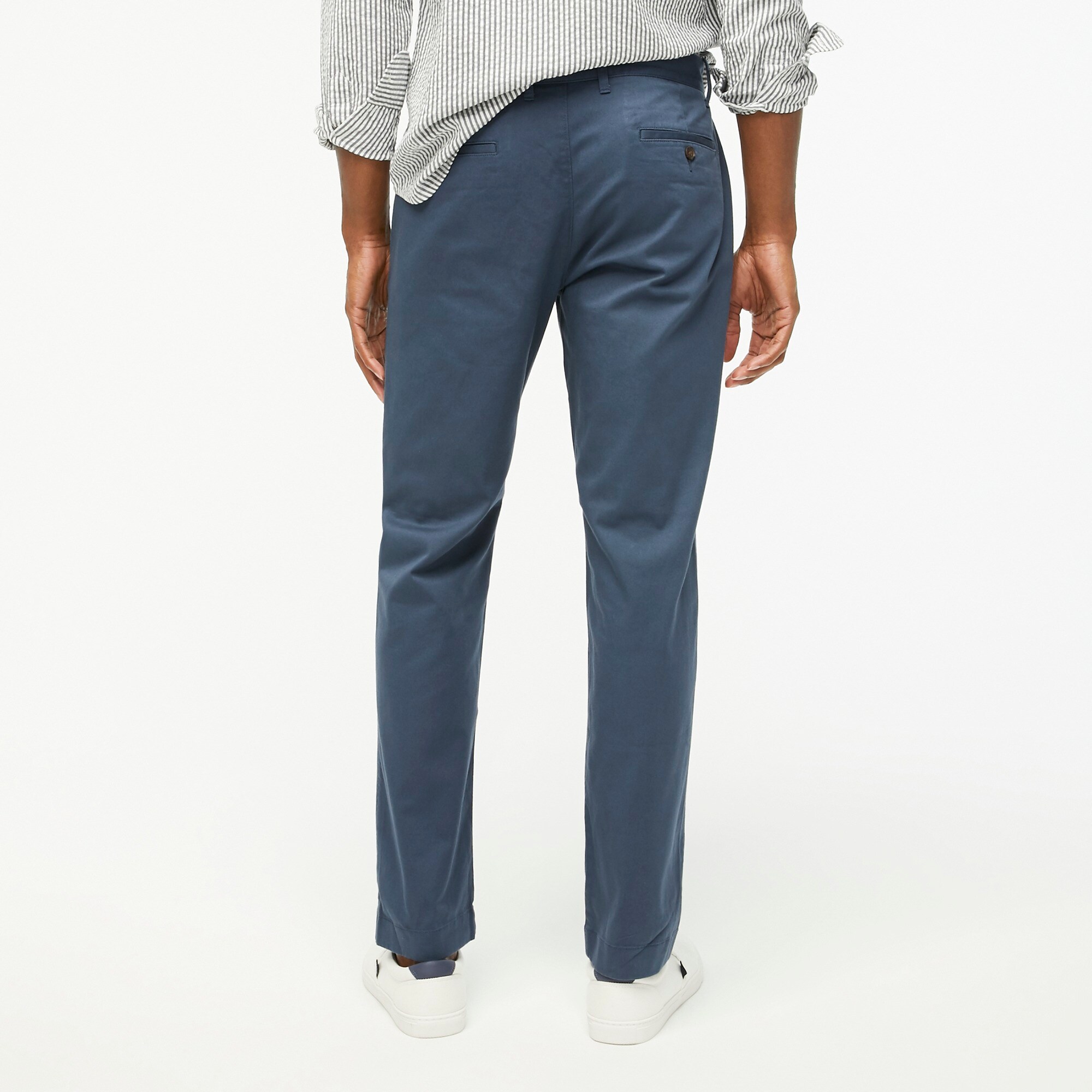 Straight-fit flex chino pant