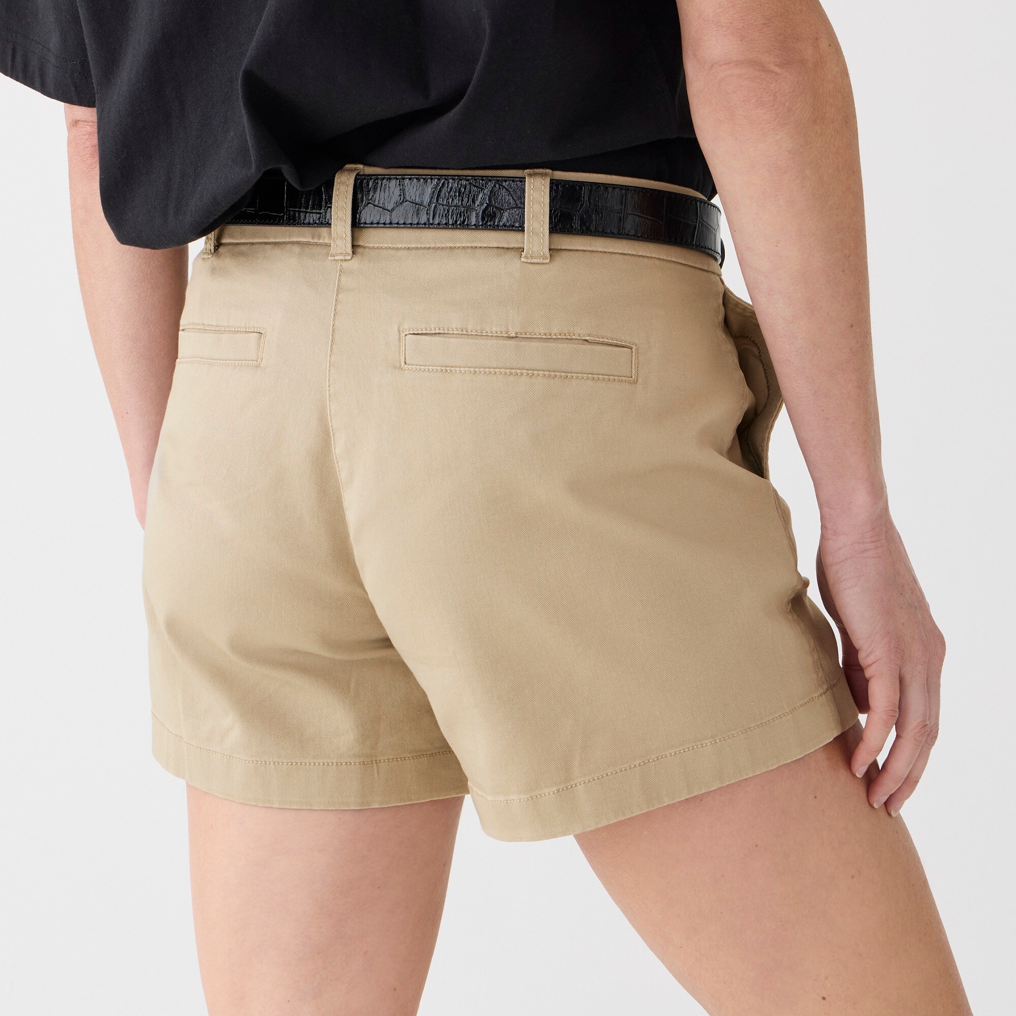 4" stretch chino short
