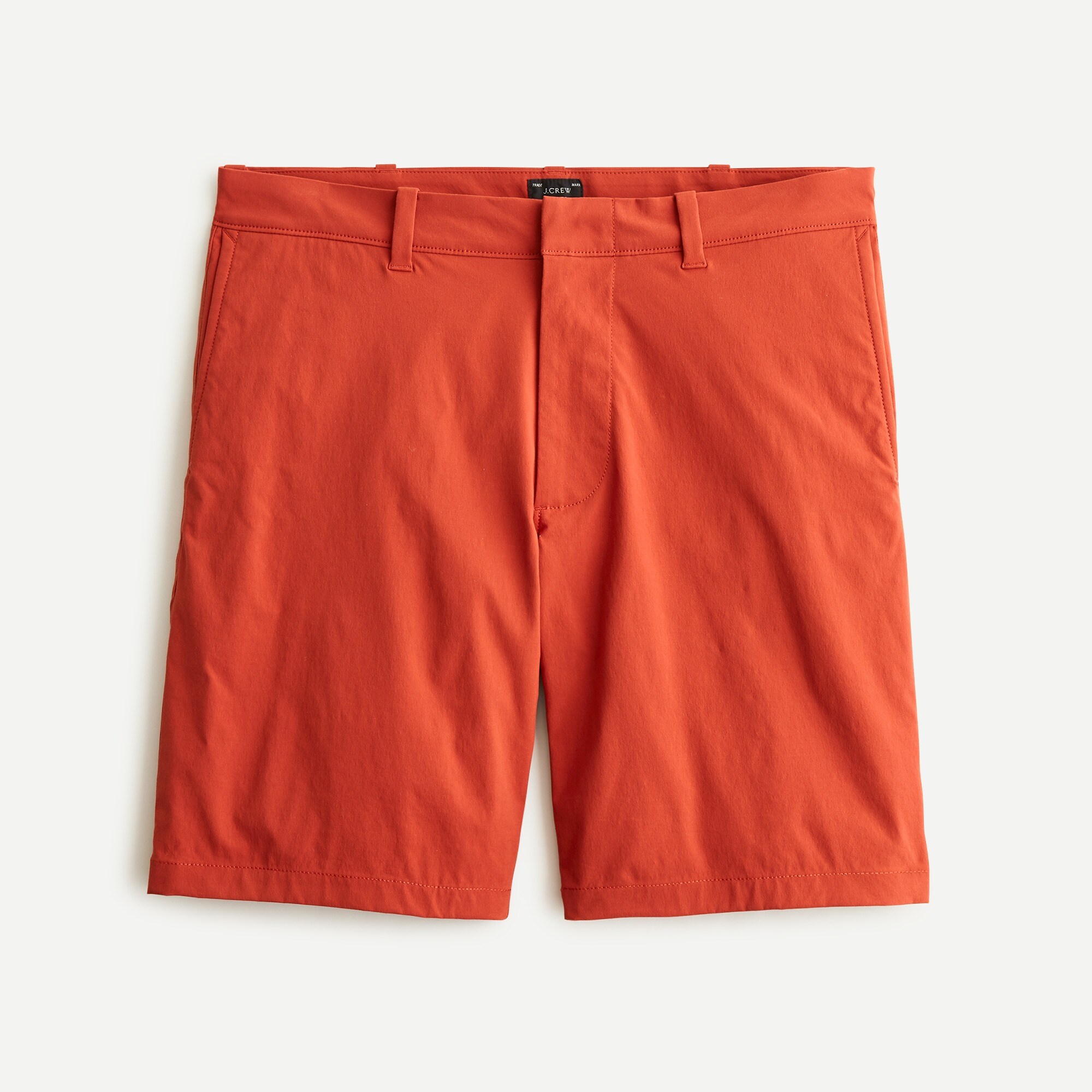 9" tech short