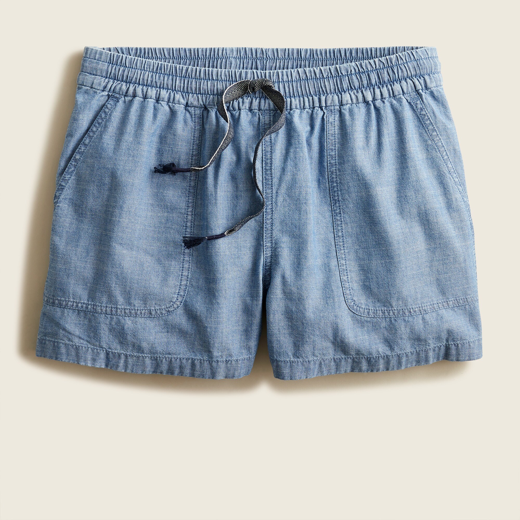 Seaside short in chambray
