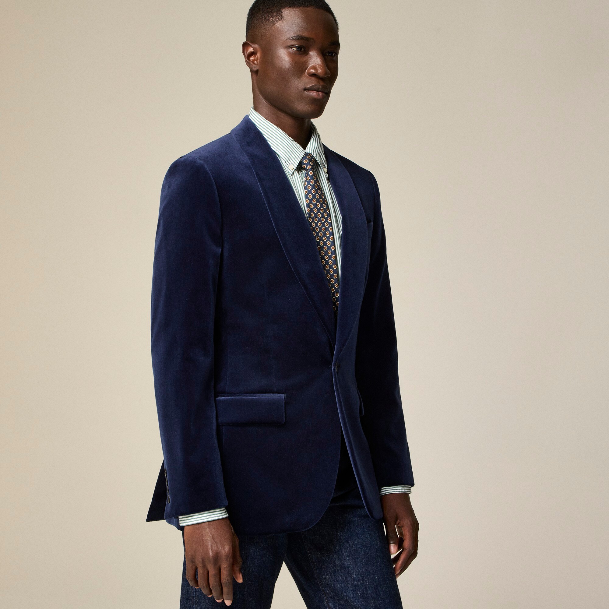 Shawl-collar dinner jacket in velvet