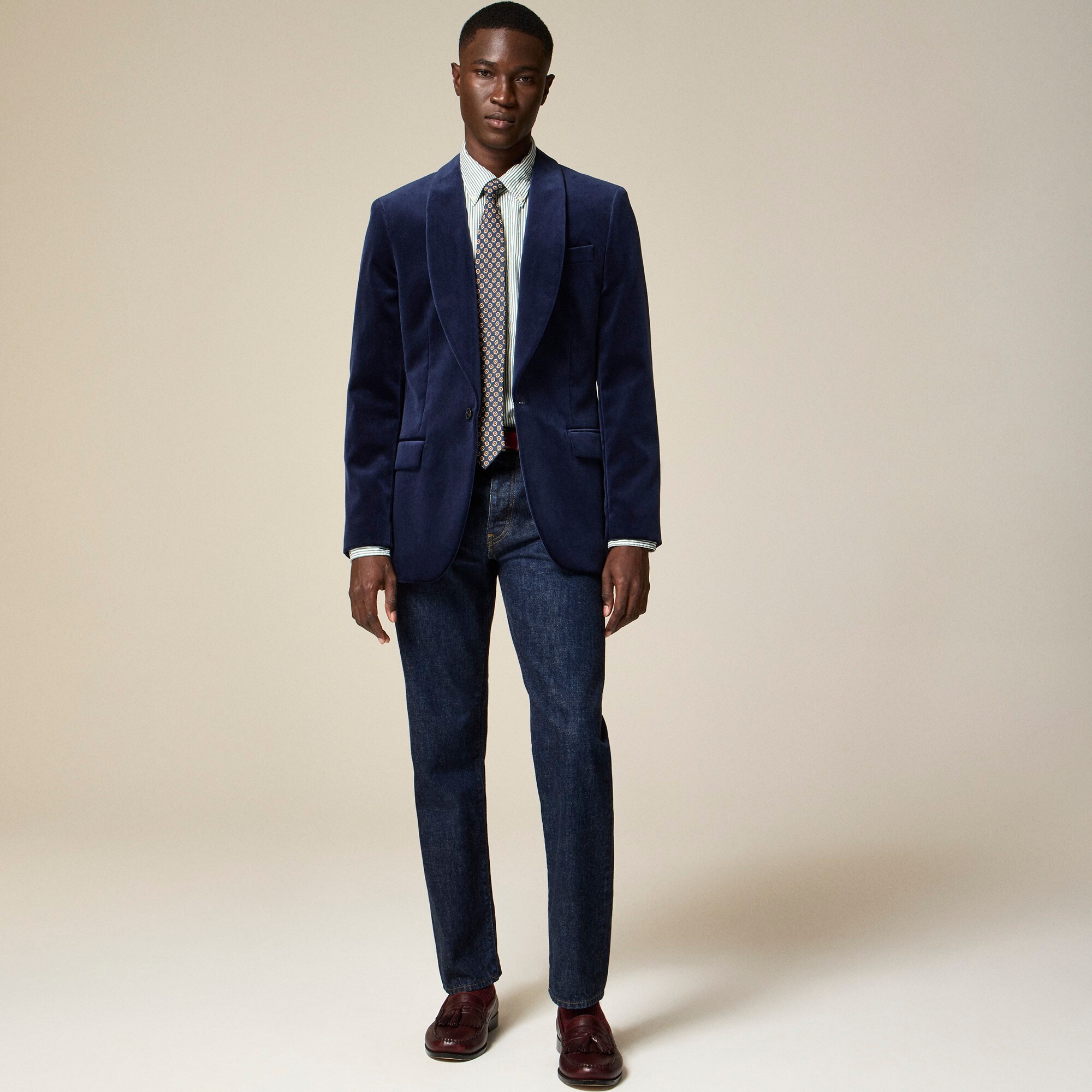Ludlow Slim-fit shawl-collar tuxedo jacket in velvet