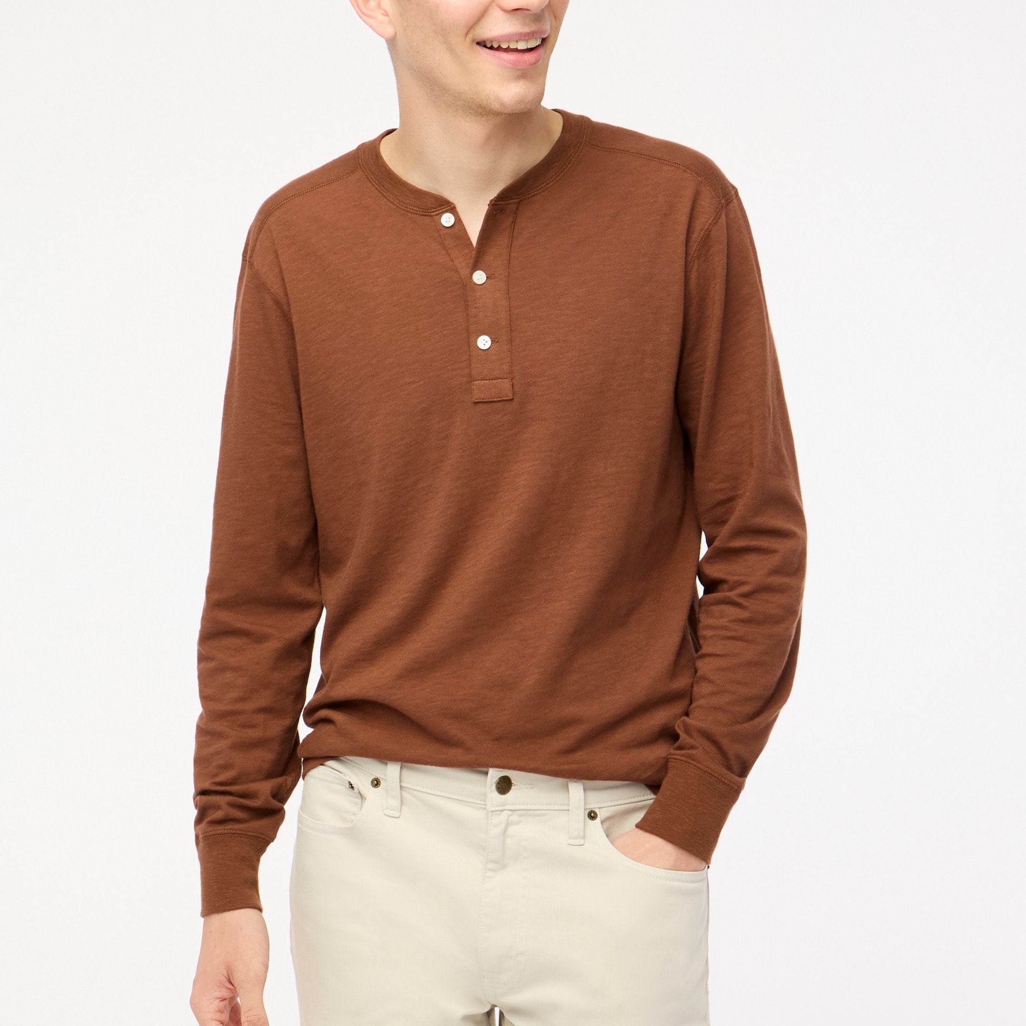 Long-sleeve henley in slub cotton
