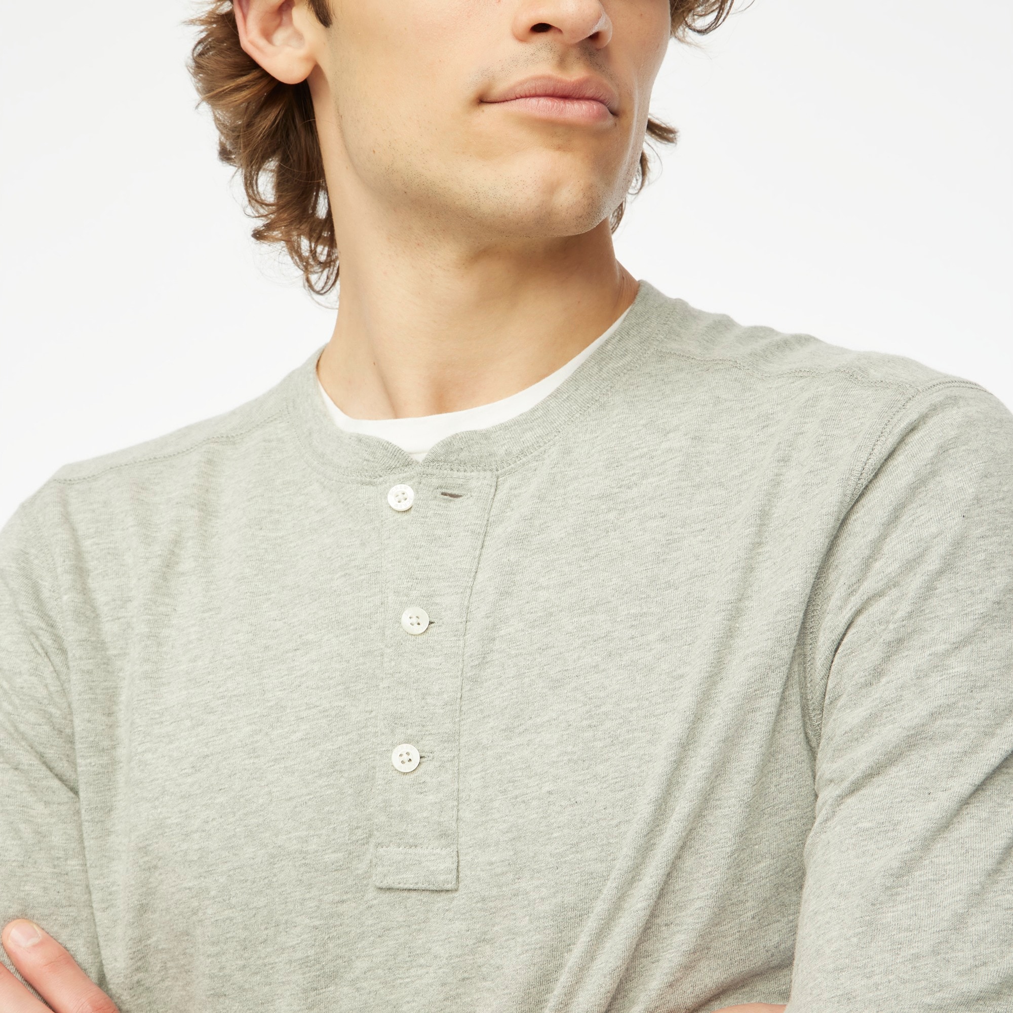Long-sleeve henley in slub cotton