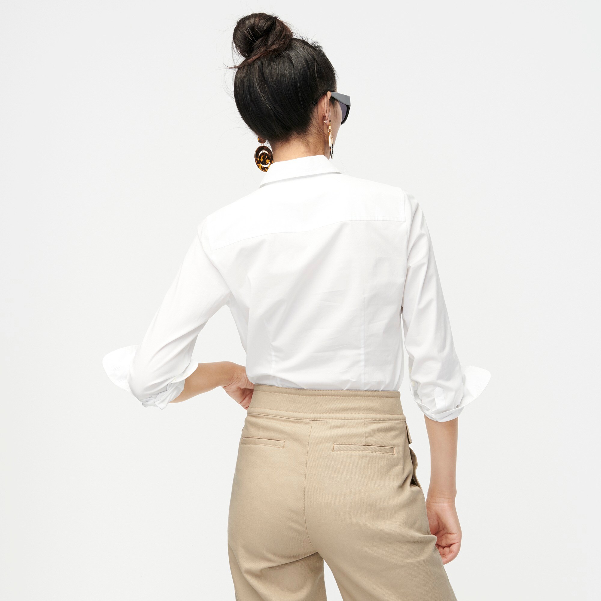 fitted white button down shirt