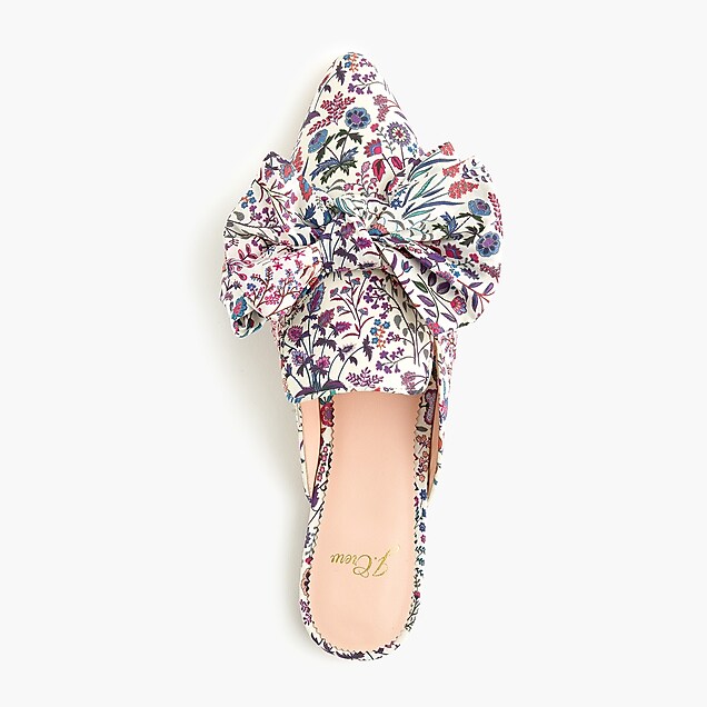 Pointed-toe slides in Liberty