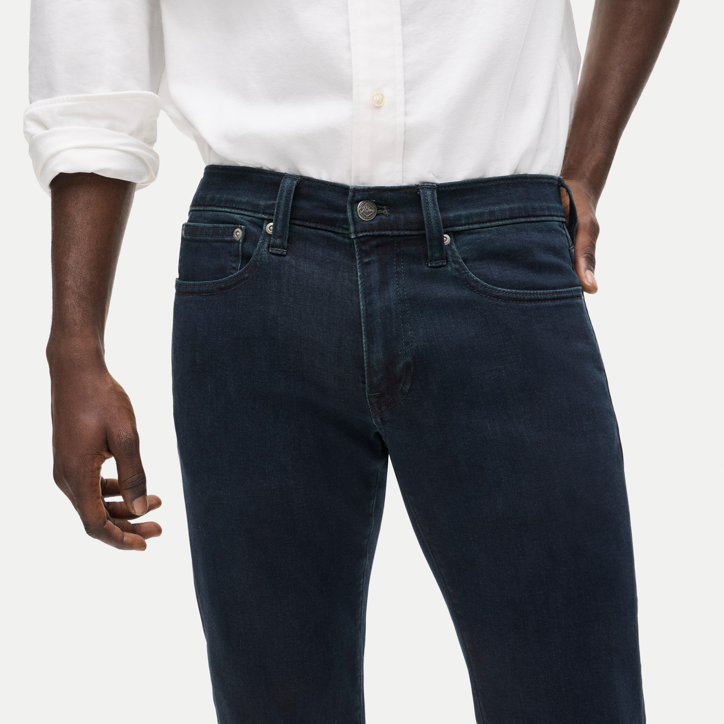 484 Slim-fit stretch jean in deep lake wash