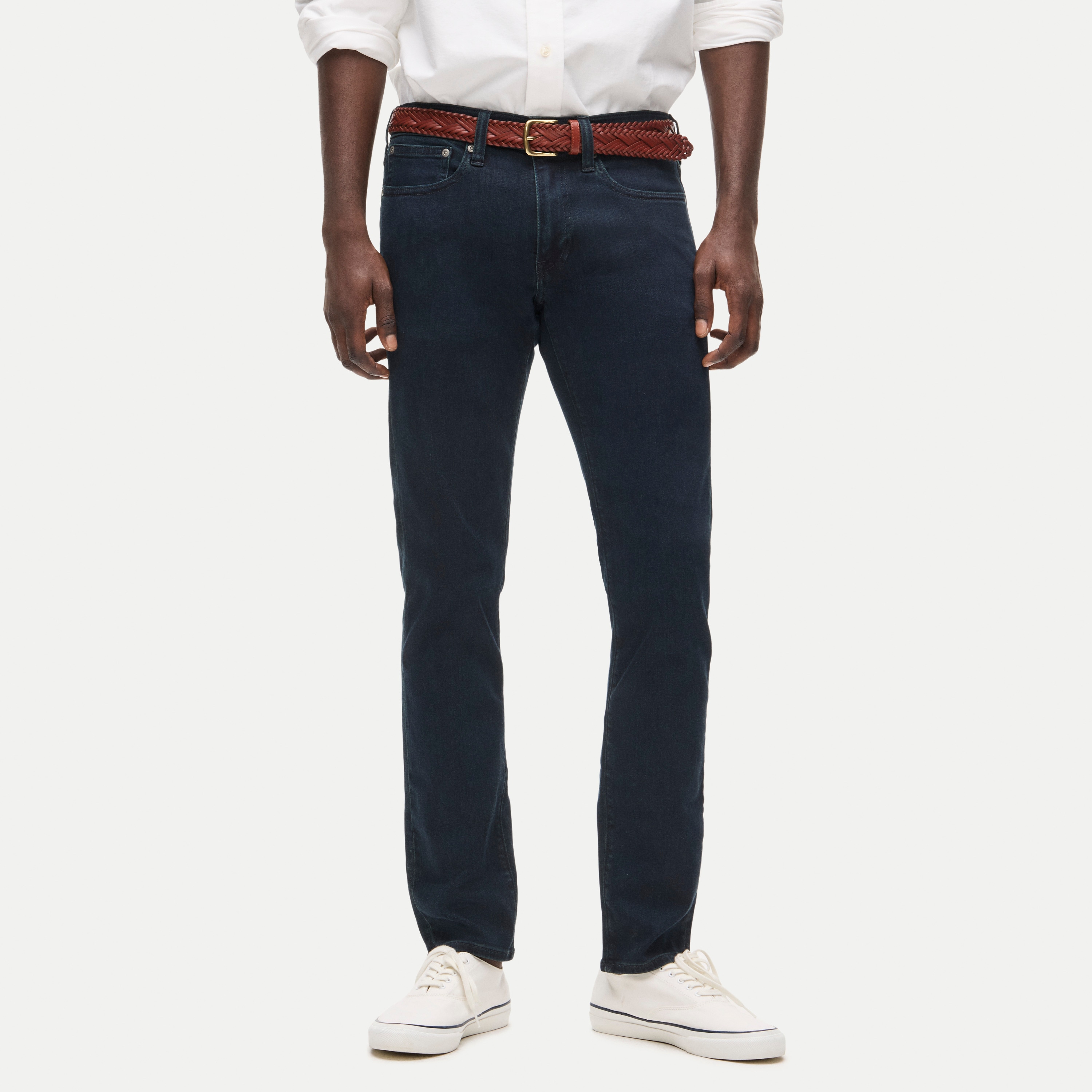 484 Slim-fit stretch jean in deep lake wash