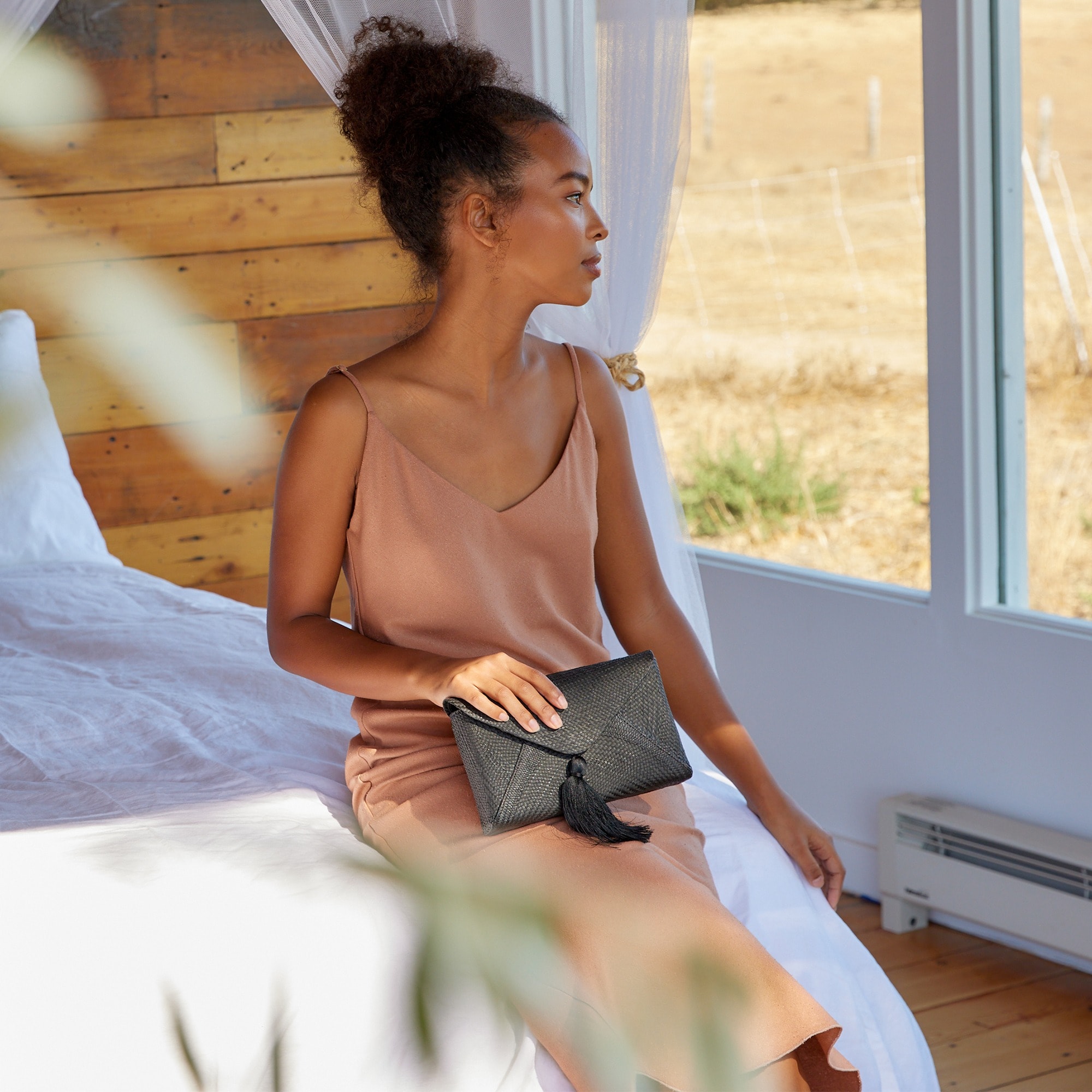 KAYU® Cassia clutch