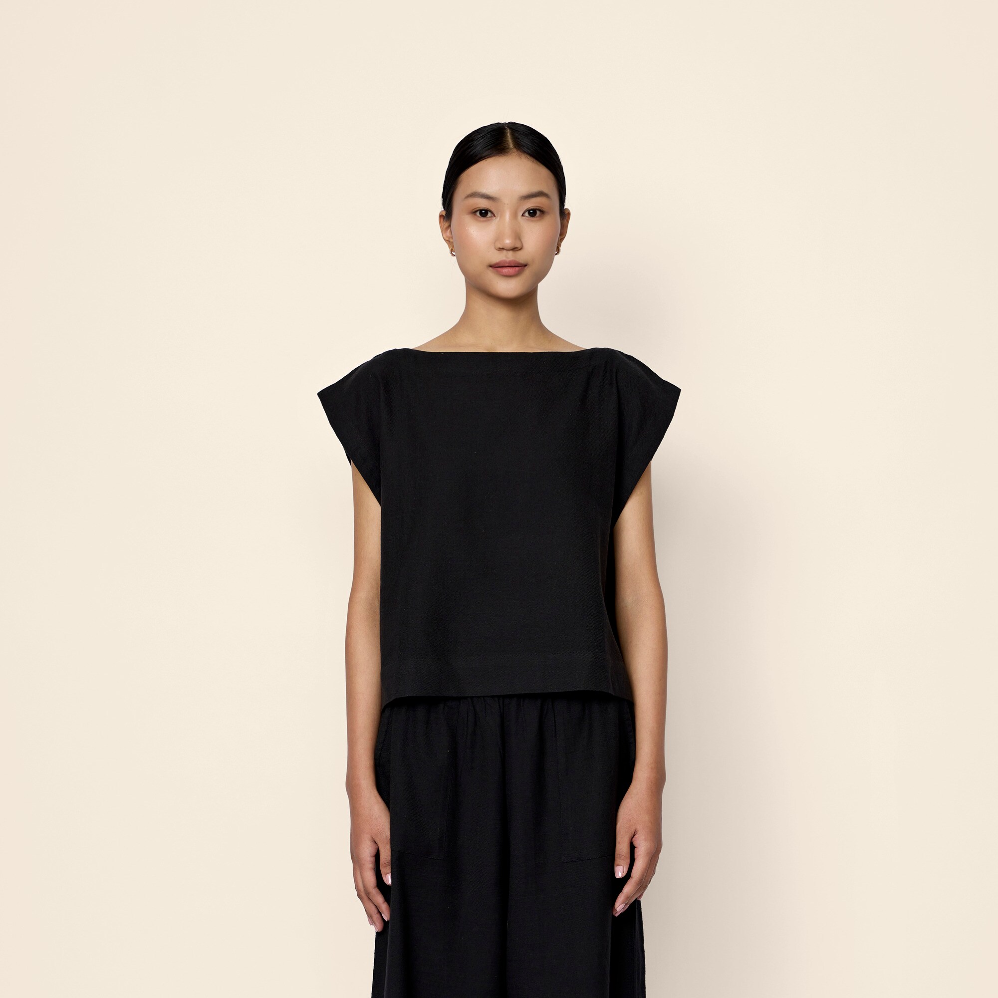 LAUDE the Label everyday top - image 2