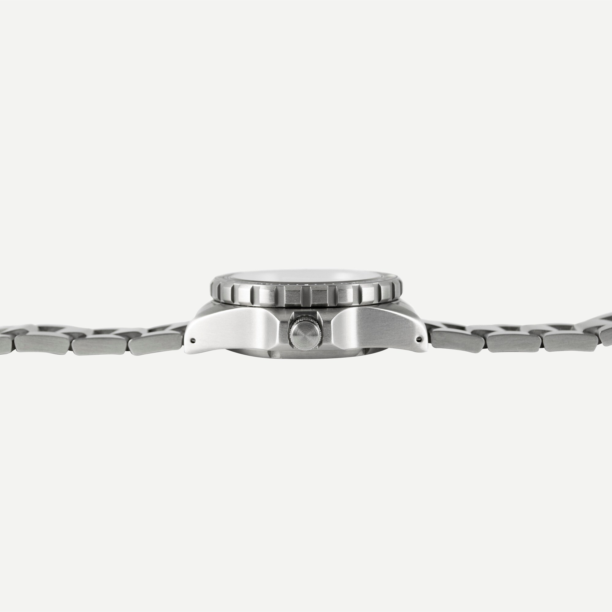 Marathon Watch Company™ Arctic Edition Medium Diver's Automatic (MSAR)