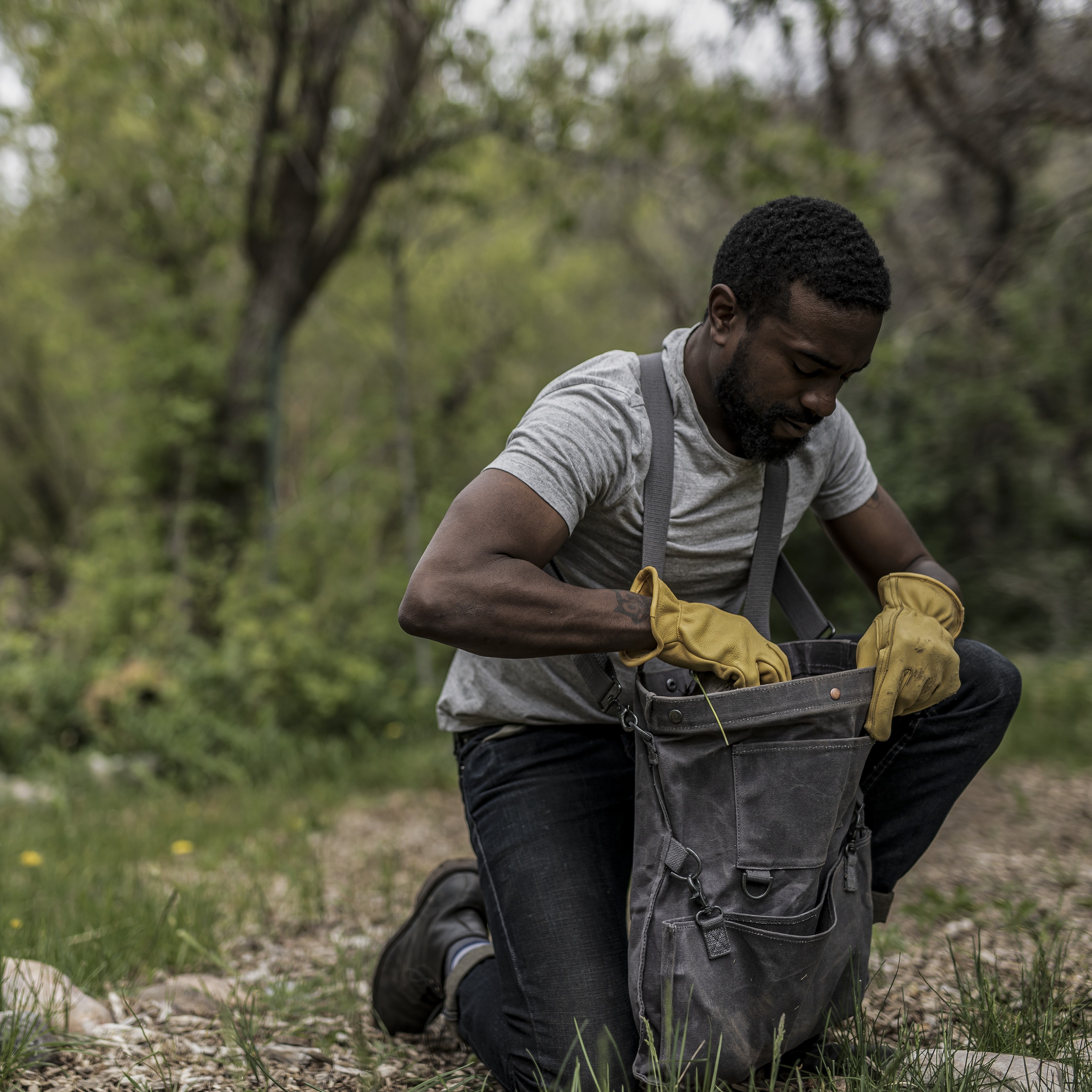 Barebones gathering bag
