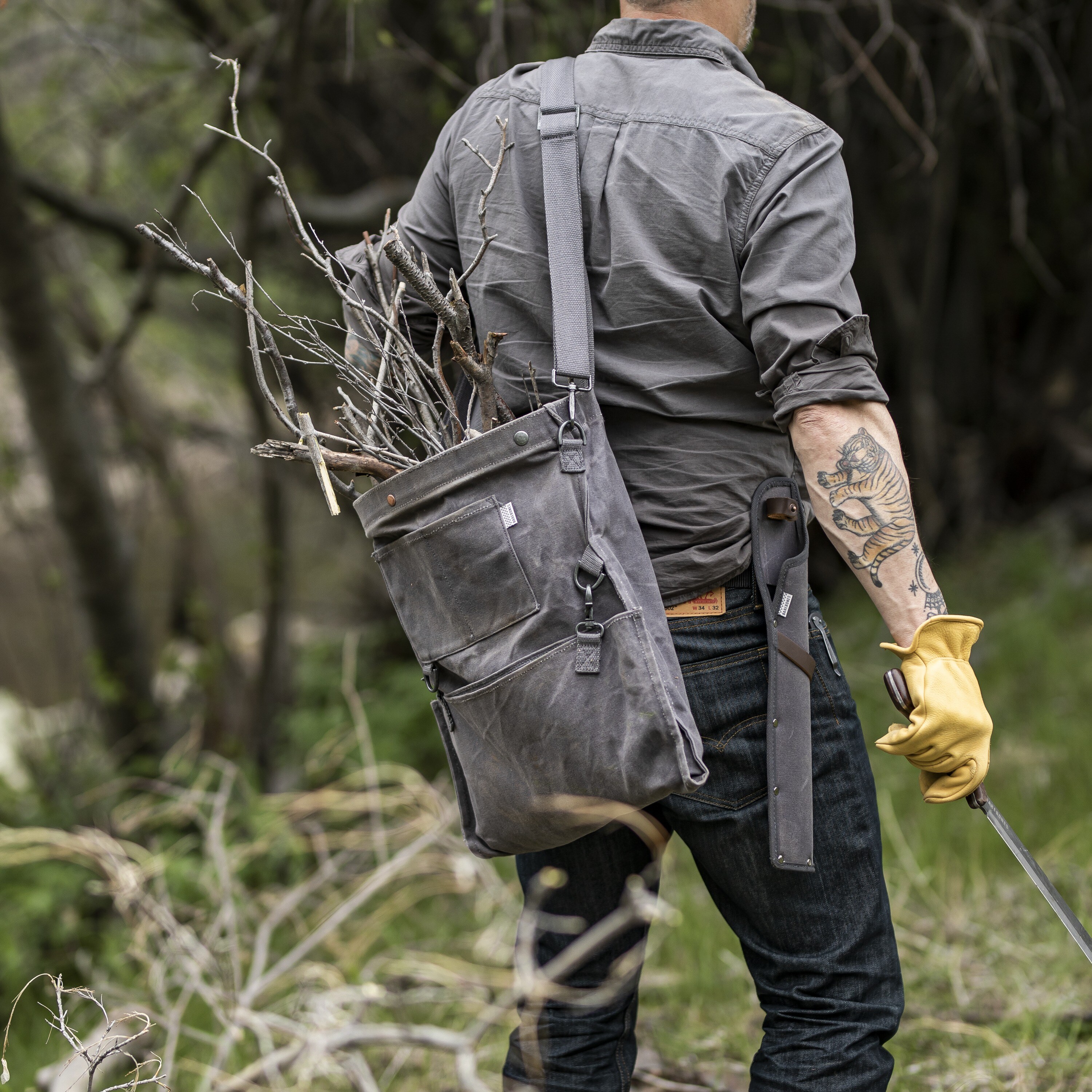 Barebones gathering bag